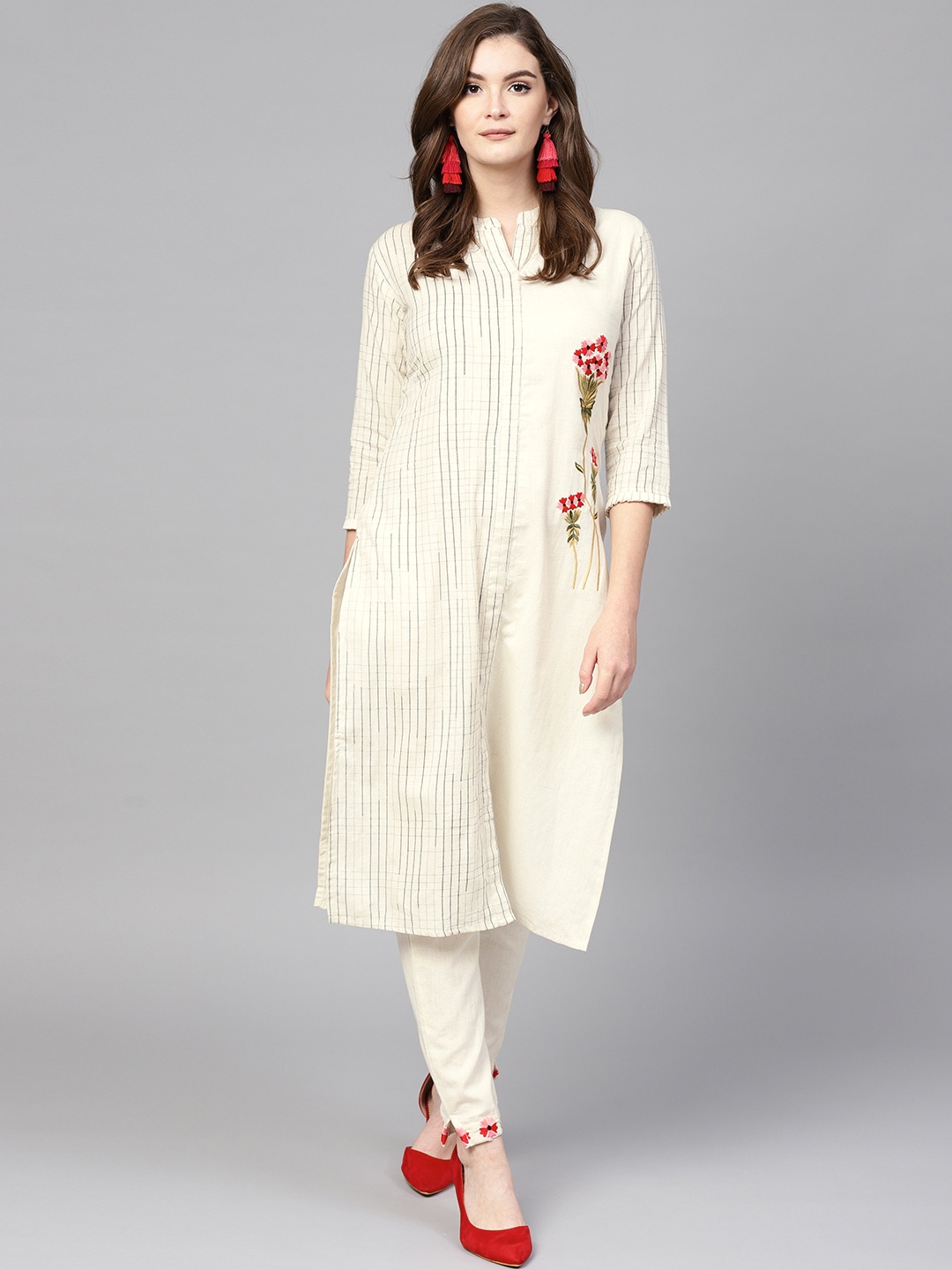 

Yufta Women Off-White Checked Kurta with Trousers