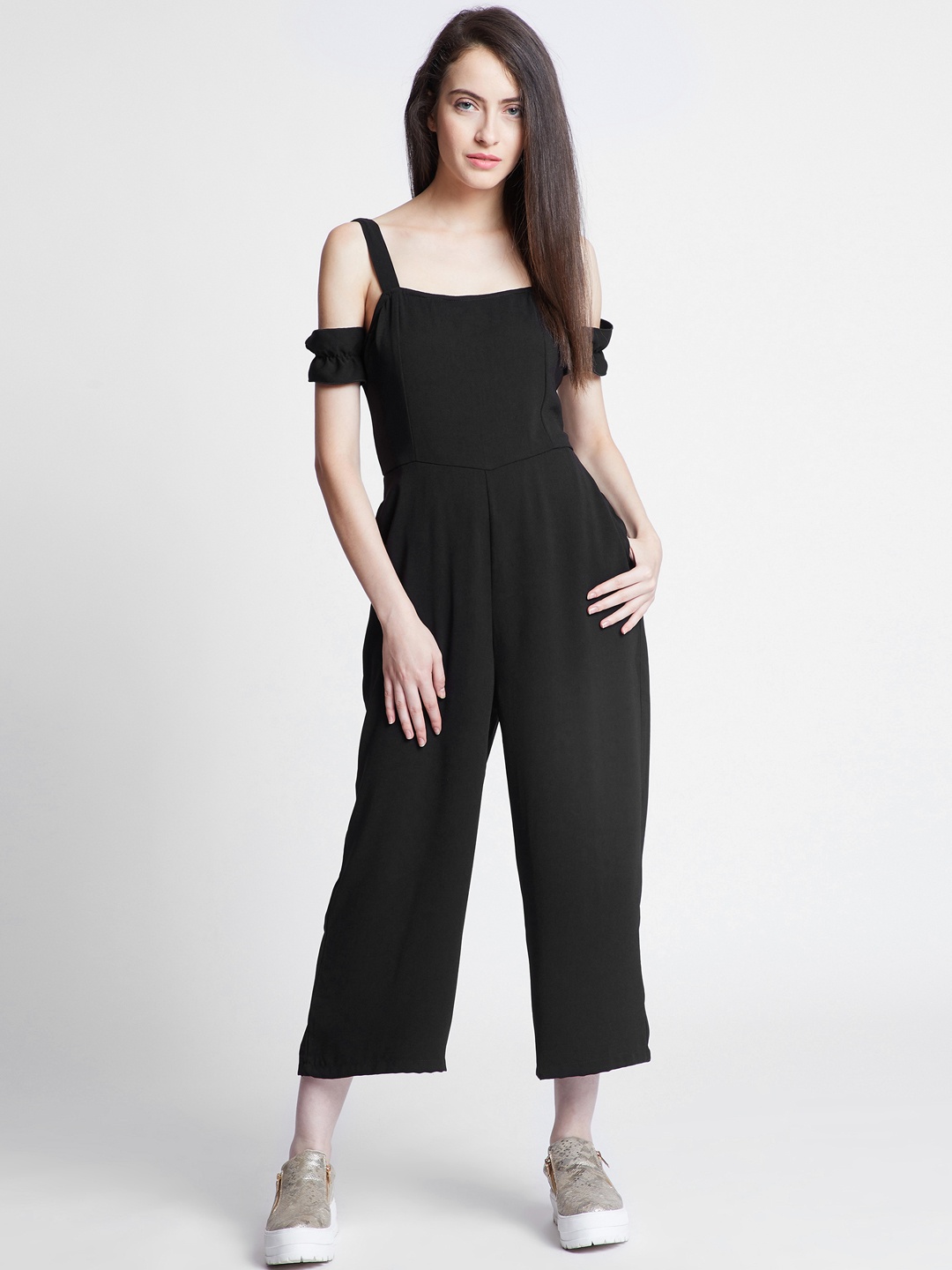 

MAGRE Black Solid Culotte Jumpsuit