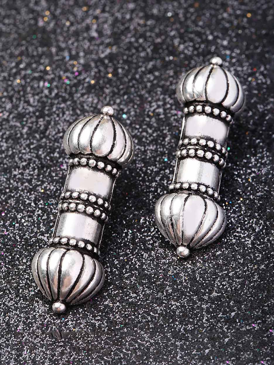 

Voylla Silver-Toned Geometric Oxidised Studs