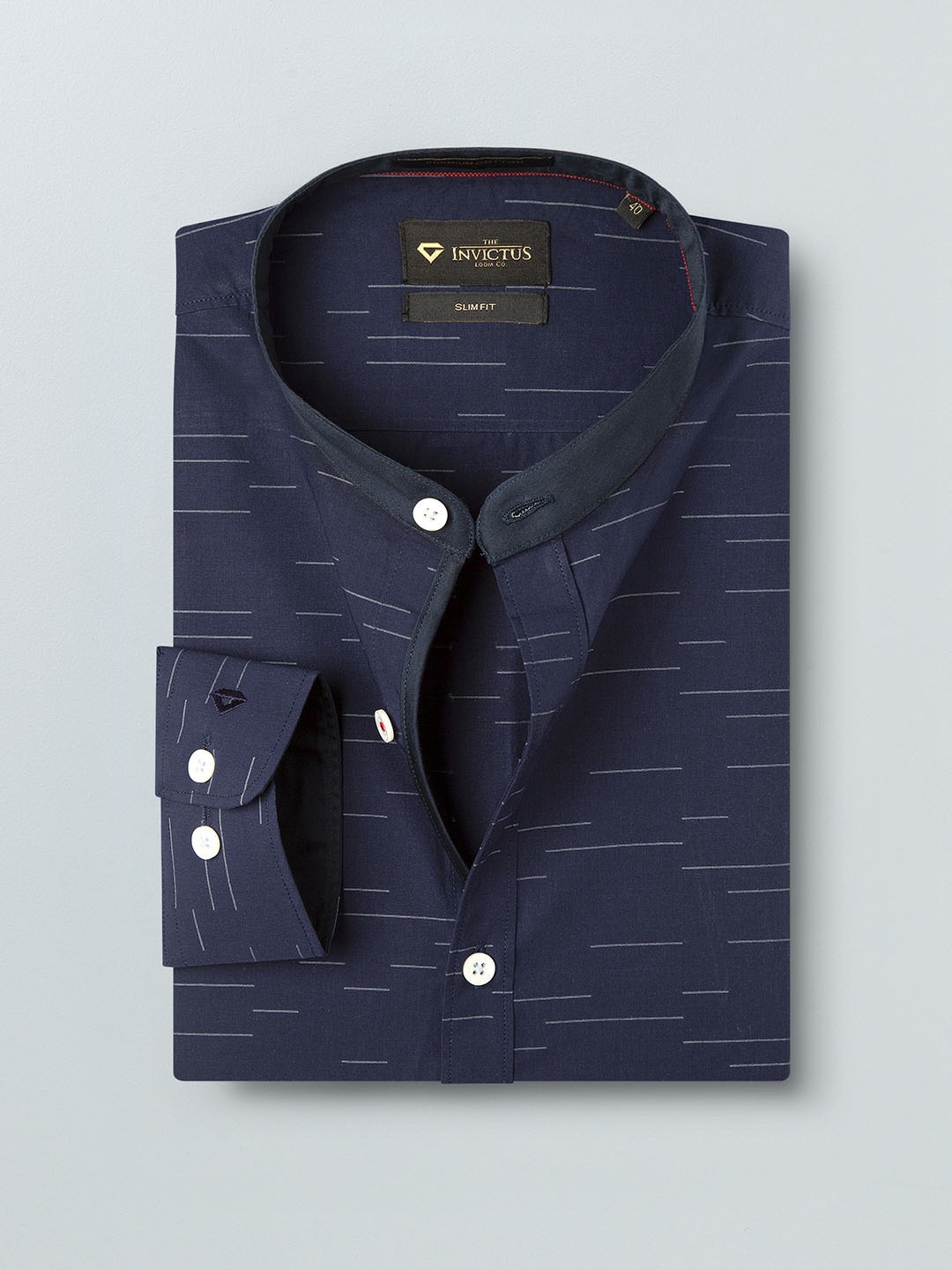 

INVICTUS Men Navy Slim Fit Striped Semiformal Shirt, Navy blue
