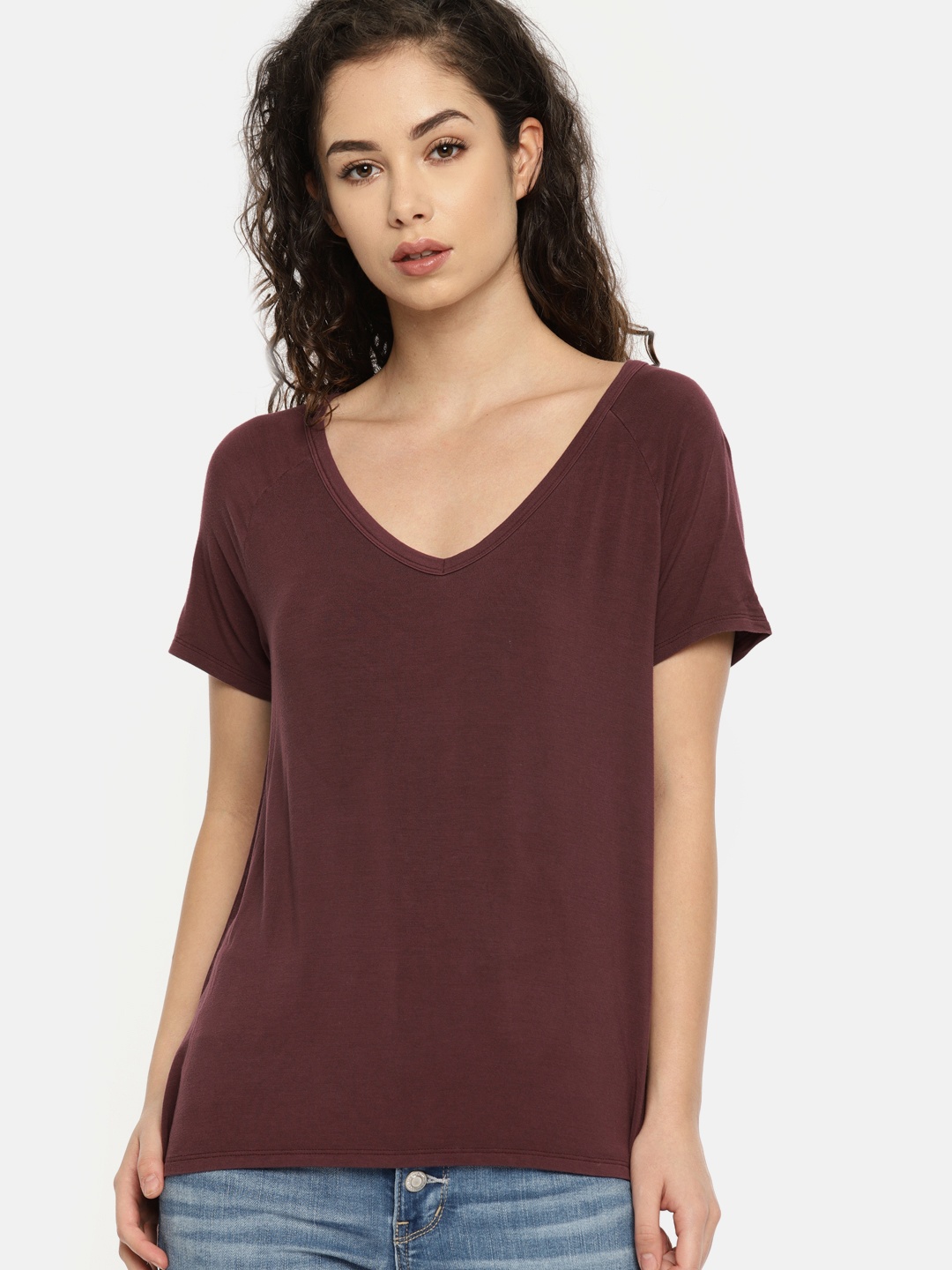

AMERICAN EAGLE OUTFITTERS Women Burgundy Solid V-Neck T-shirt