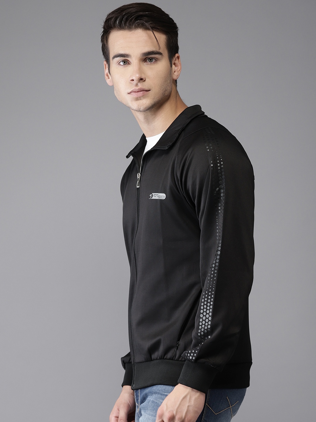 

The Indian Garage Co Men Black Solid Bomber