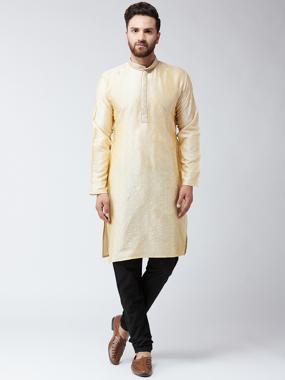 

SOJANYA Men Beige & Black Embroidered Kurta with Churidar