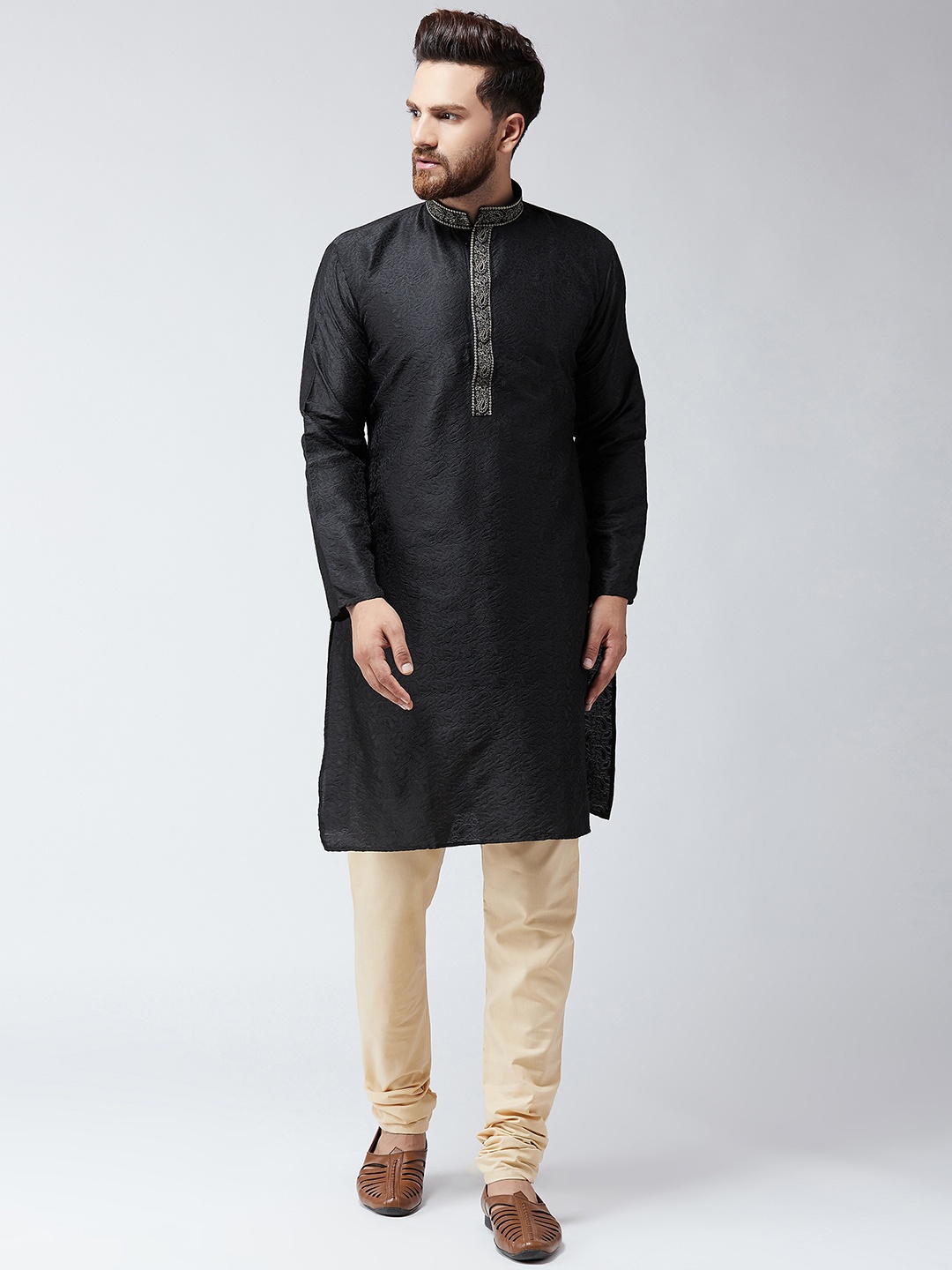 

SOJANYA Men Black & Beige Self Design Kurta with Churidar