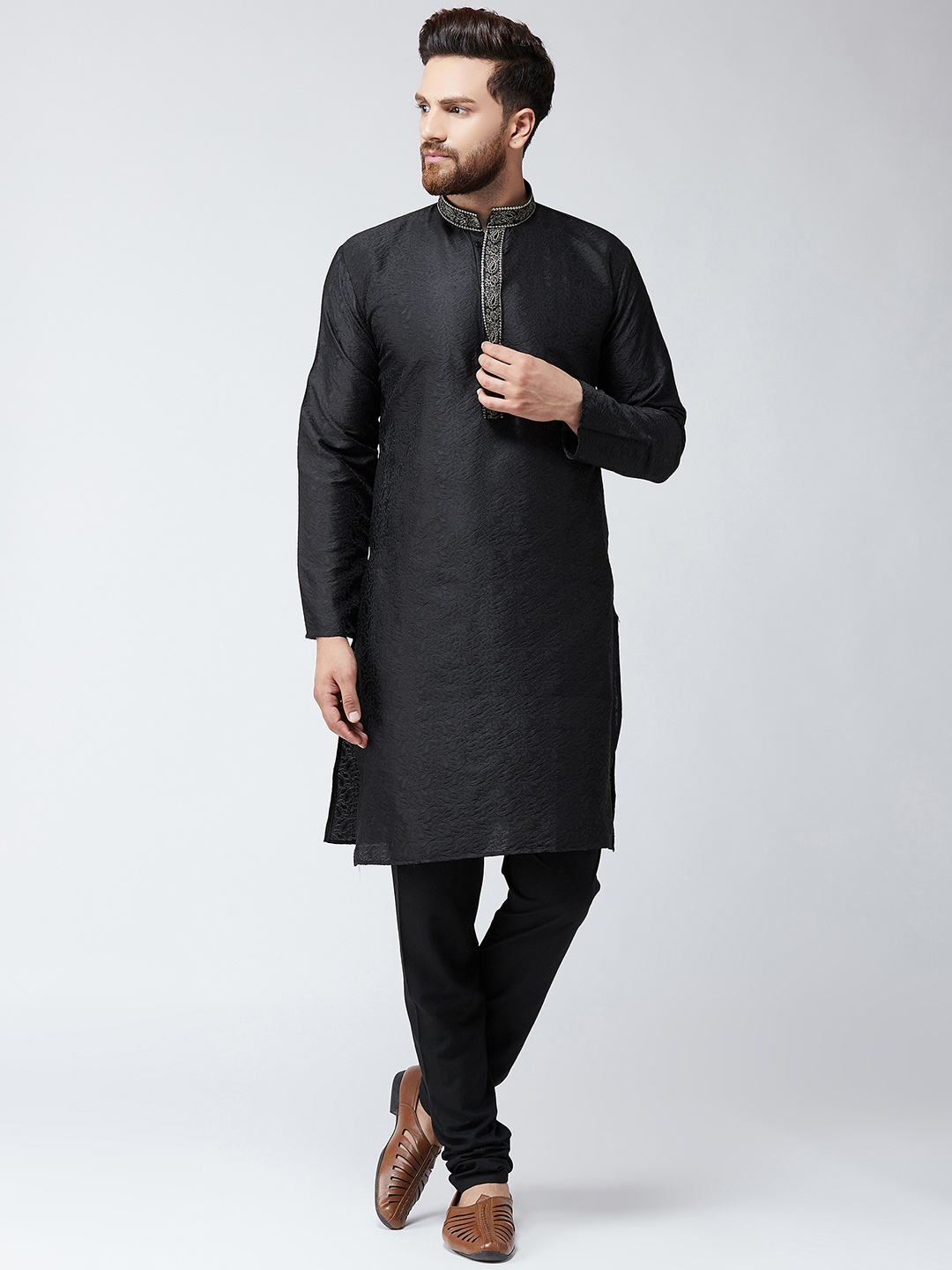 

SOJANYA Men Black Self Design Kurta with Churidar