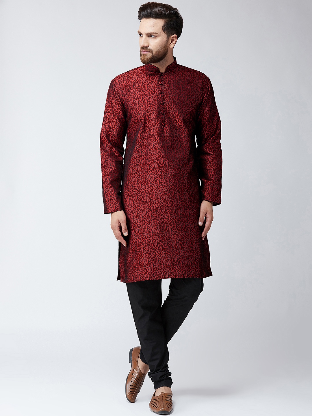 

SOJANYA Men Maroon & Black Self Design Kurta with Churidar
