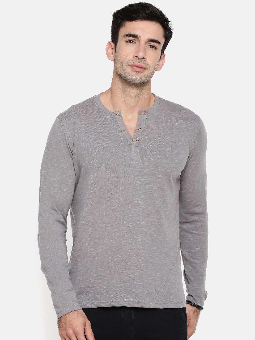 

ELABORADO Men Grey Solid Henley Neck Pure Cotton T-shirt