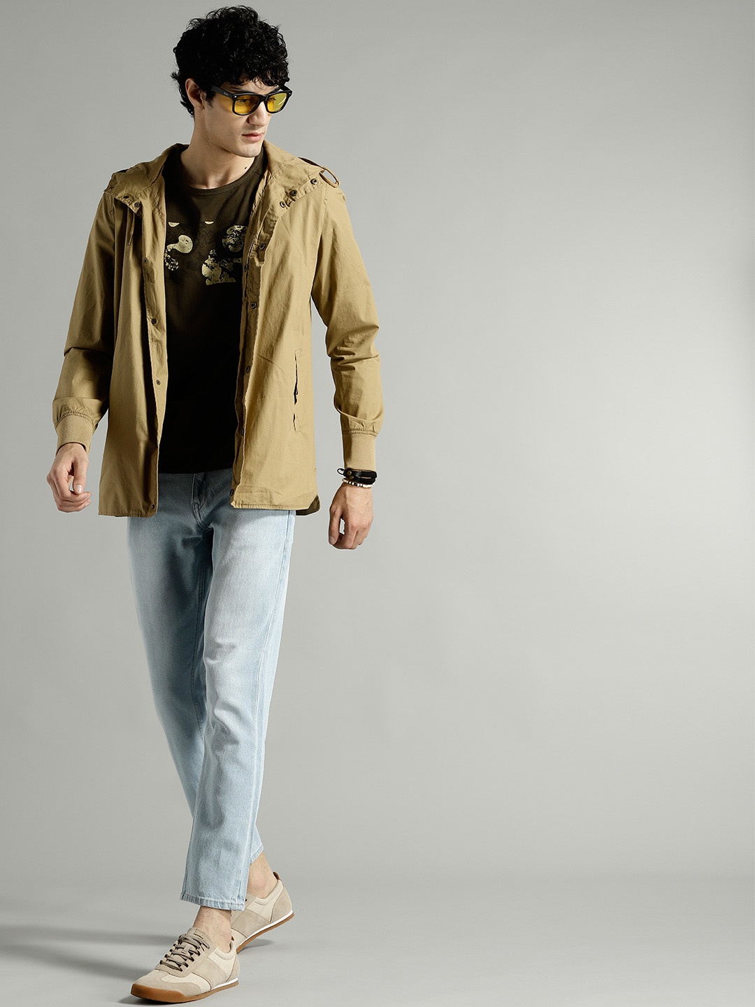 

Roadster Men Blue Slim Fit Mid-Rise Clean Look Jeans