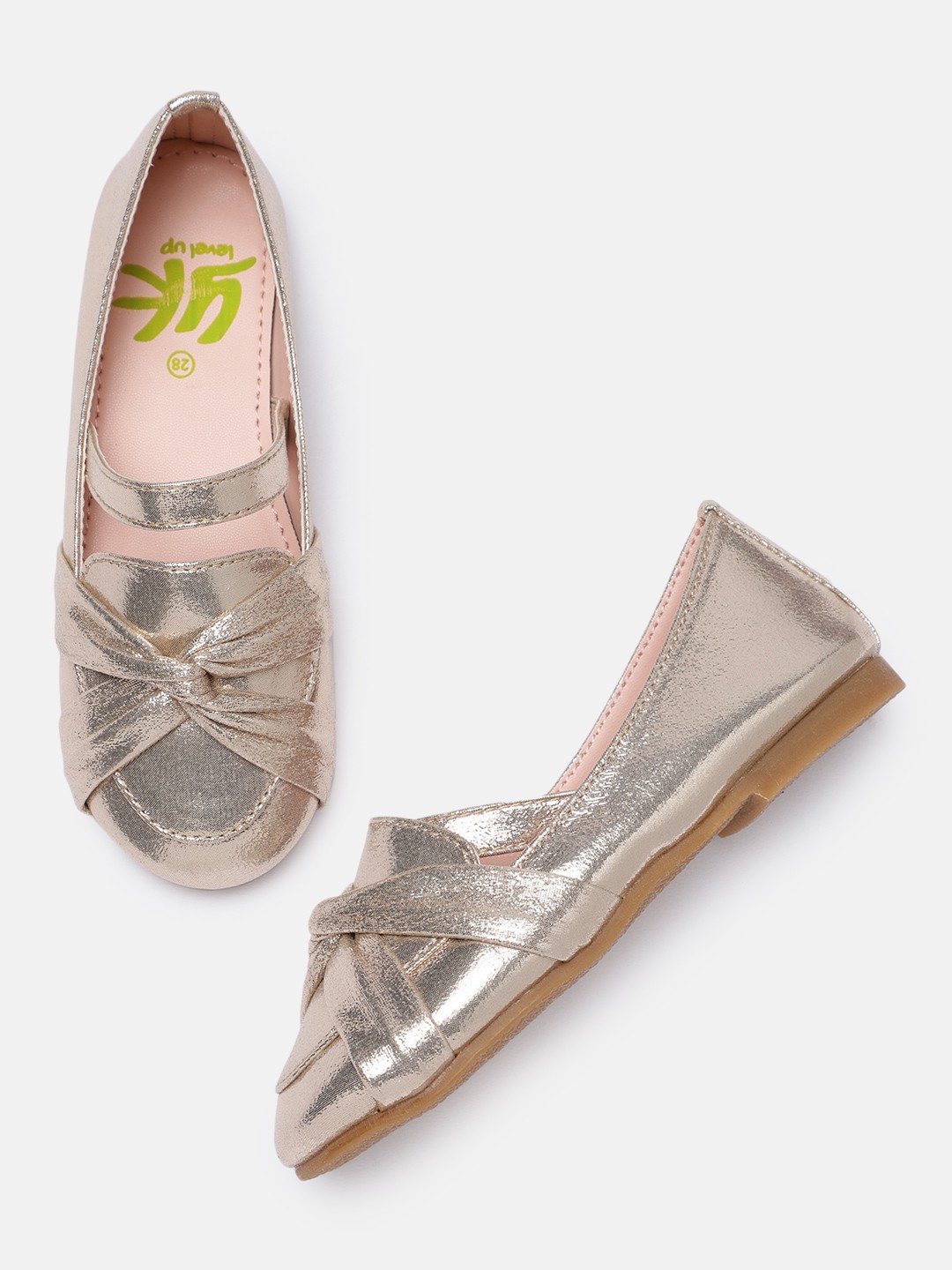 

YK Girls Gold-Toned Solid Ballerinas