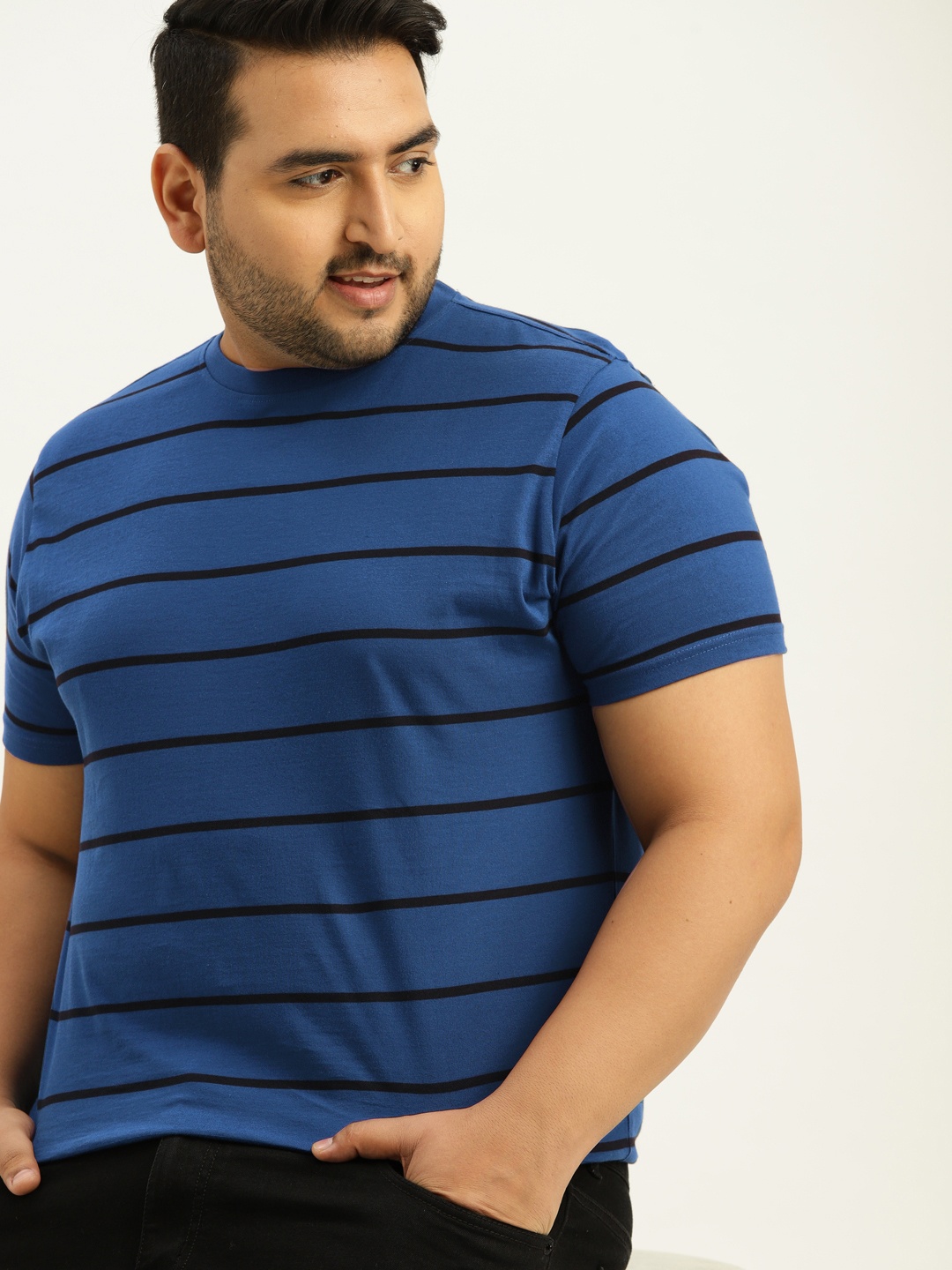 

Sztori Plus Size Men Blue Striped Round Neck Pure Cotton T-shirt