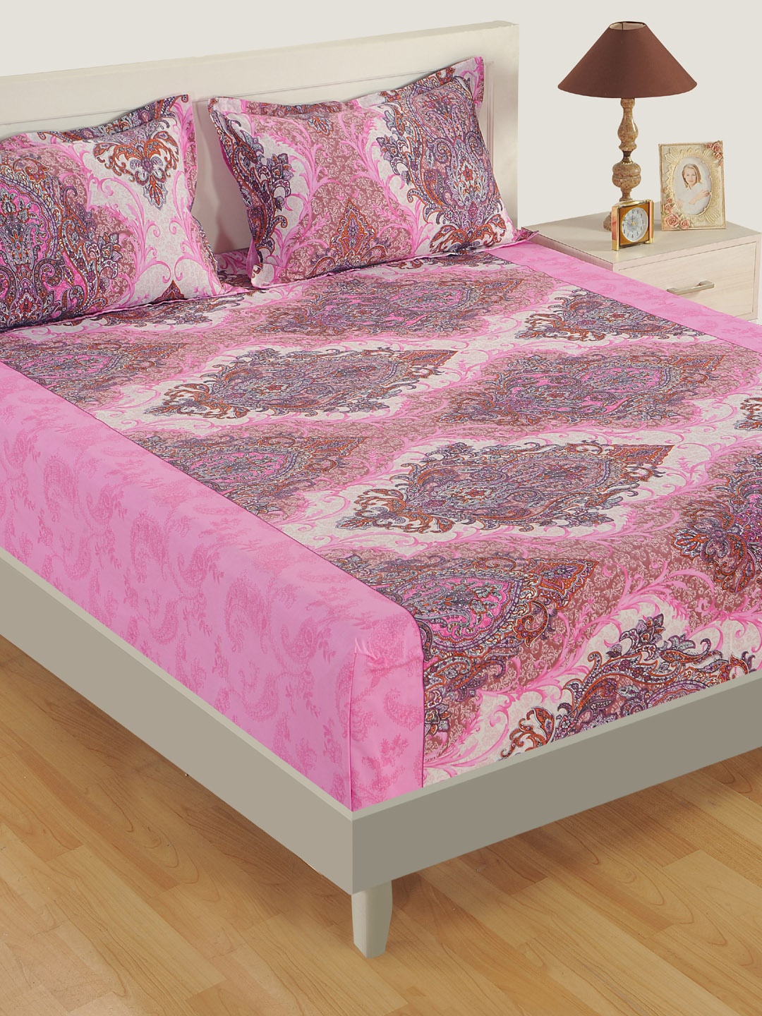 

SWAYAM Pink & White Ethnic Motifs Fitted 160 TC Cotton 1 Queen Bedsheet with 2 Pillow Covers