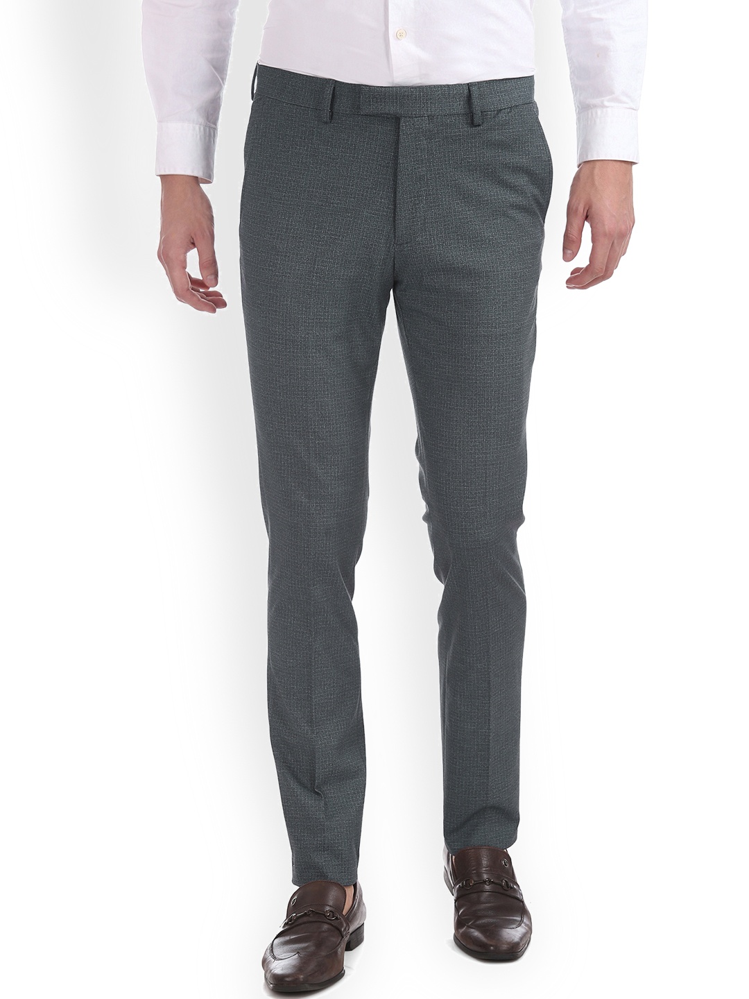 

U.S. Polo Assn. Men Grey Slim Fit Solid Regular Trousers