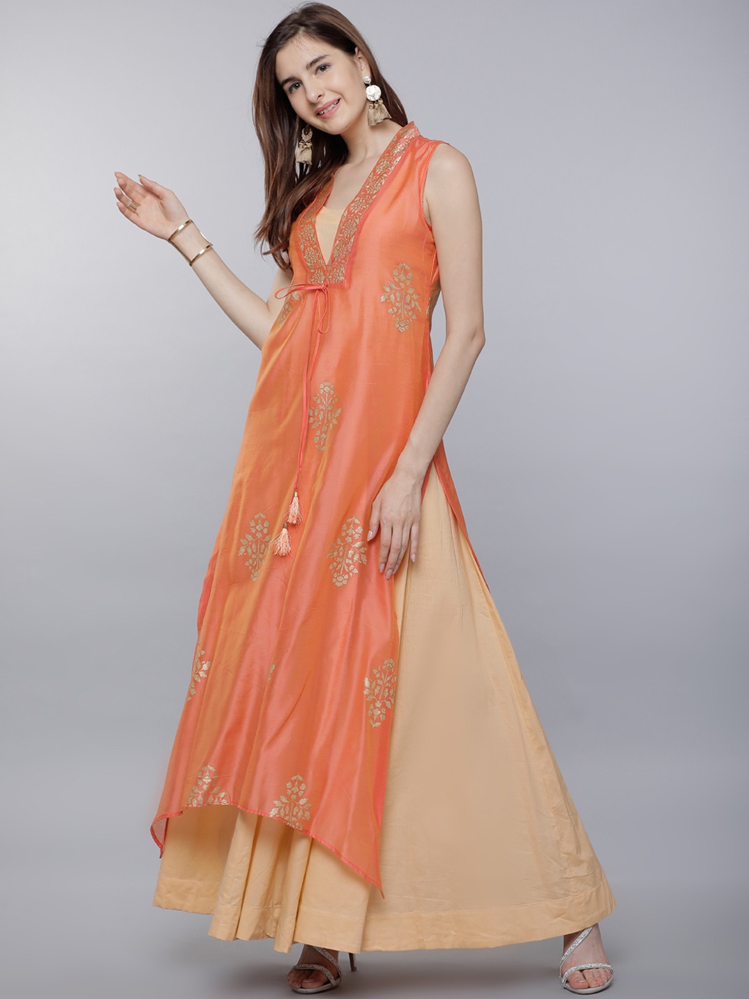 

Vishudh Women Peach-Coloured & Beige Printed A-Line Kurta