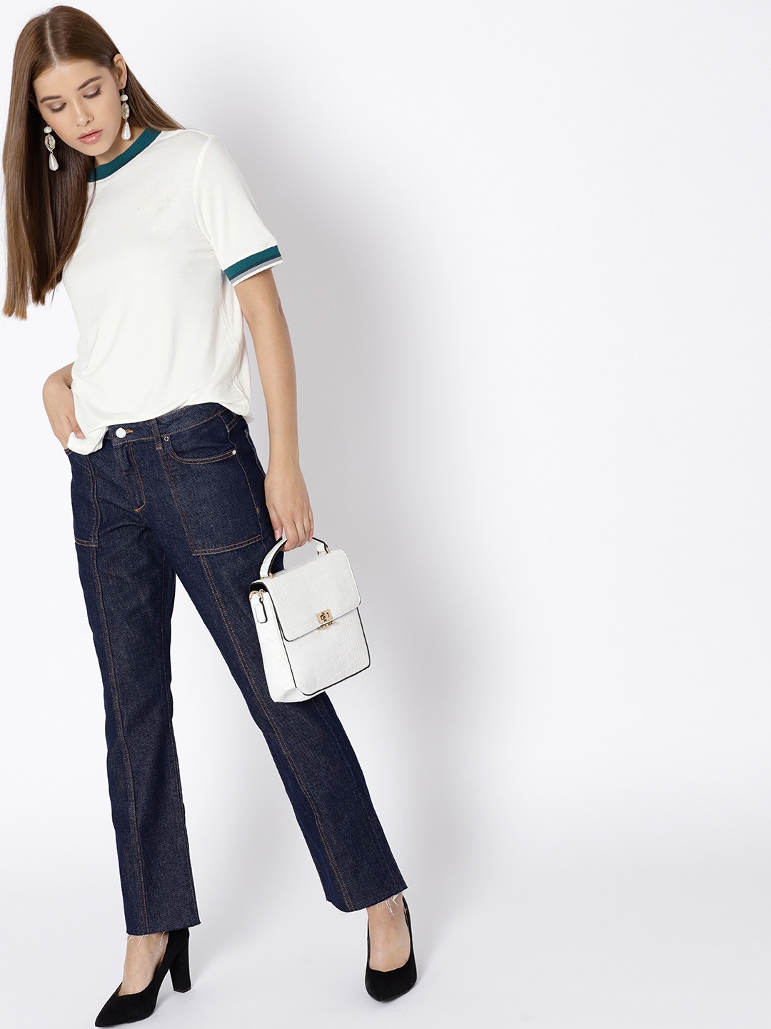 

MANGO Women White Solid Round Neck T-shirt
