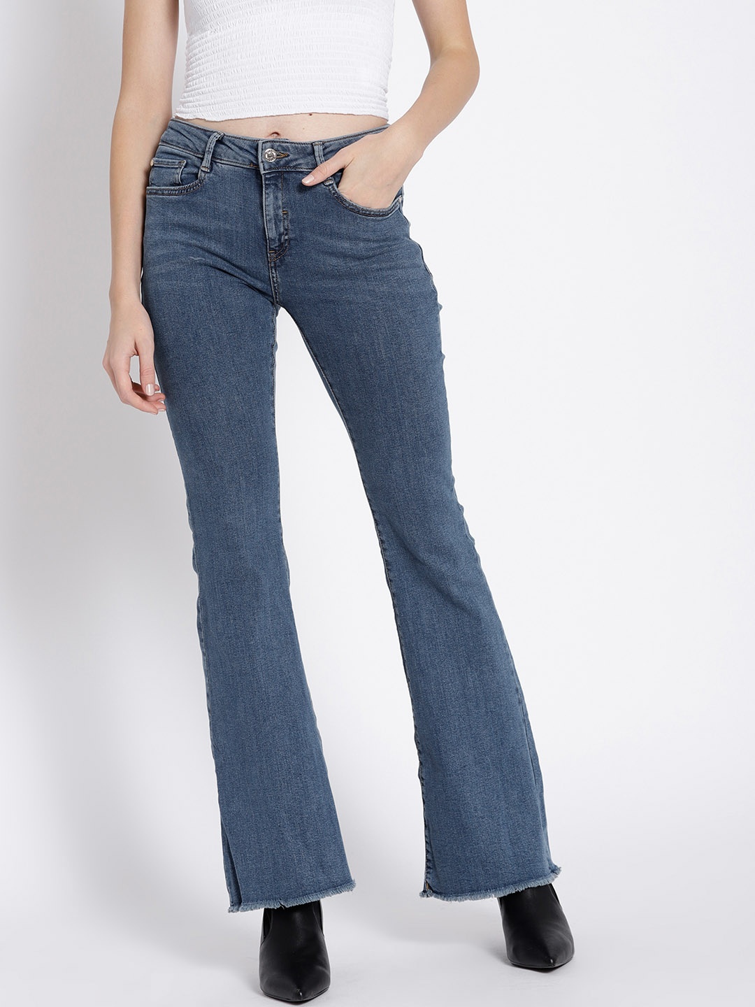 

MANGO Women Blue Flared Mid-Rise Clean Look Stretchable Jeans