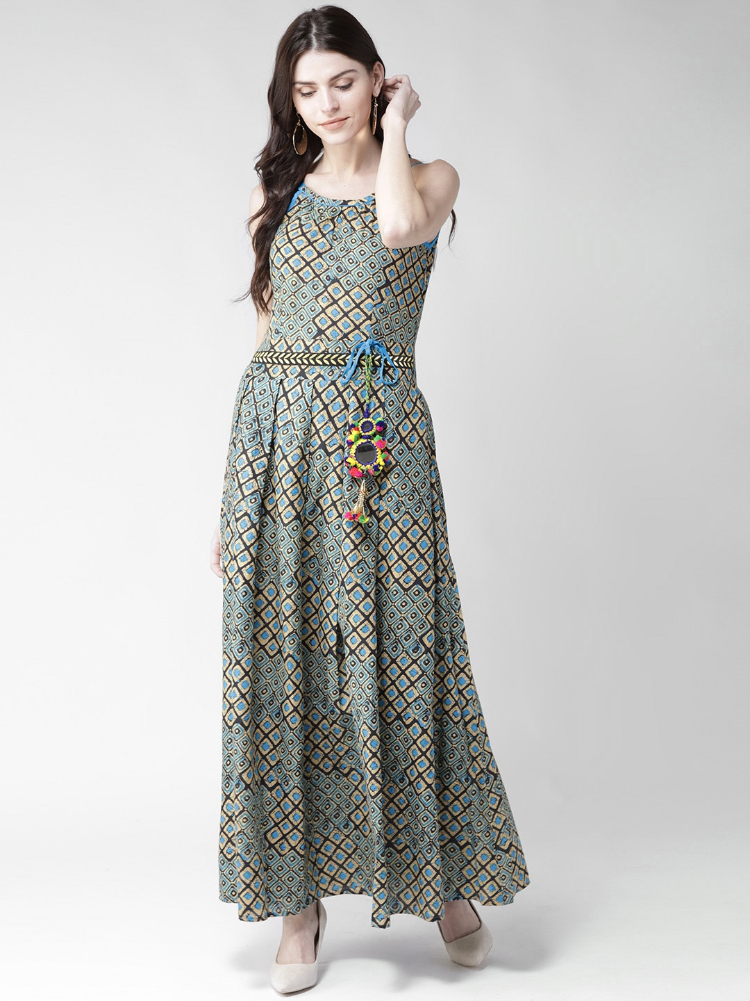 

WoowZerz Women Turquoise Blue Printed Maxi Dress