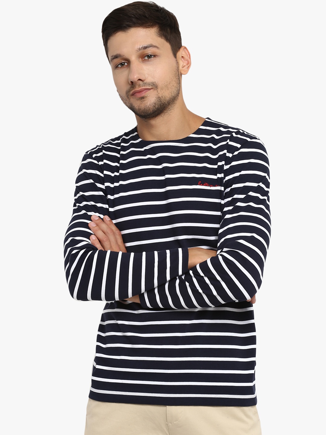 

Red Tape Men Navy Blue Striped Round Neck T-shirt