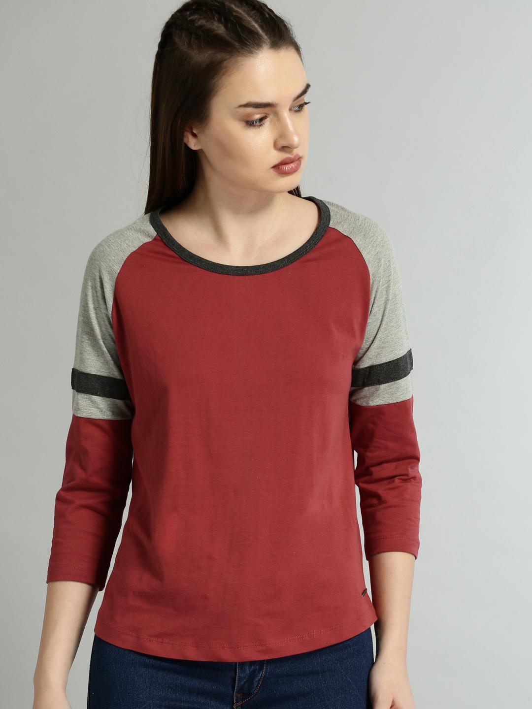 

Roadster Women Red Solid Round Neck Pure Cotton T-shirt