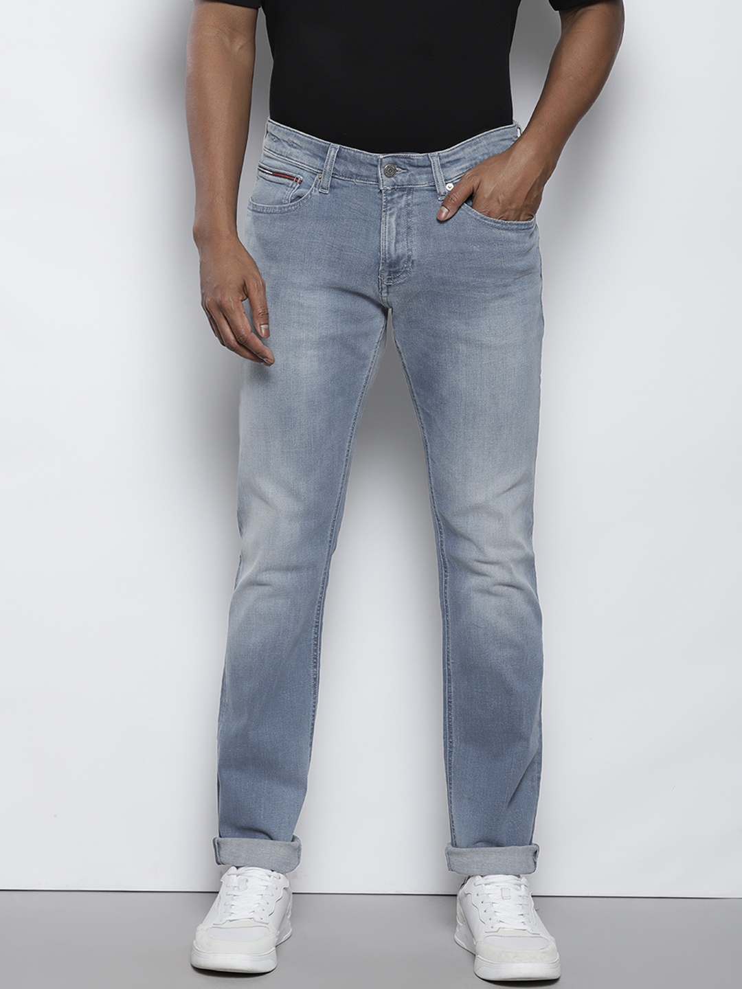 

Tommy Hilfiger Men Slim Fit Faded Jeans, Navy blue