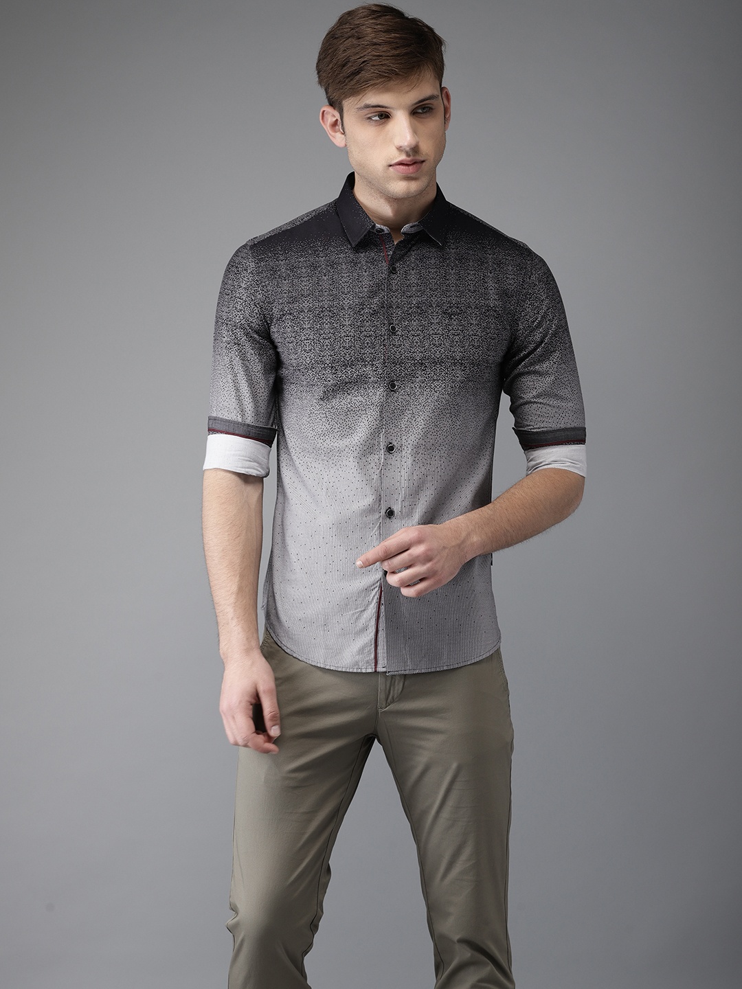 

Flying Machine Men Black & White Regular Fit Printed Casual Shirt