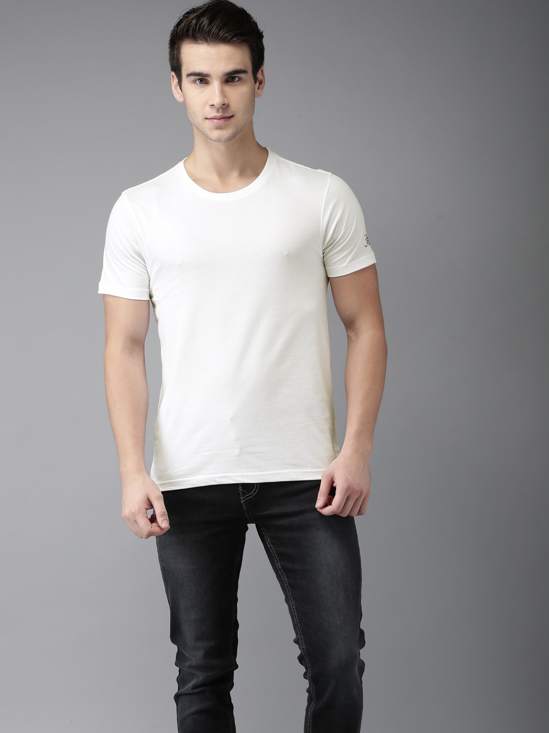 

Flying Machine Men White Solid T-shirt