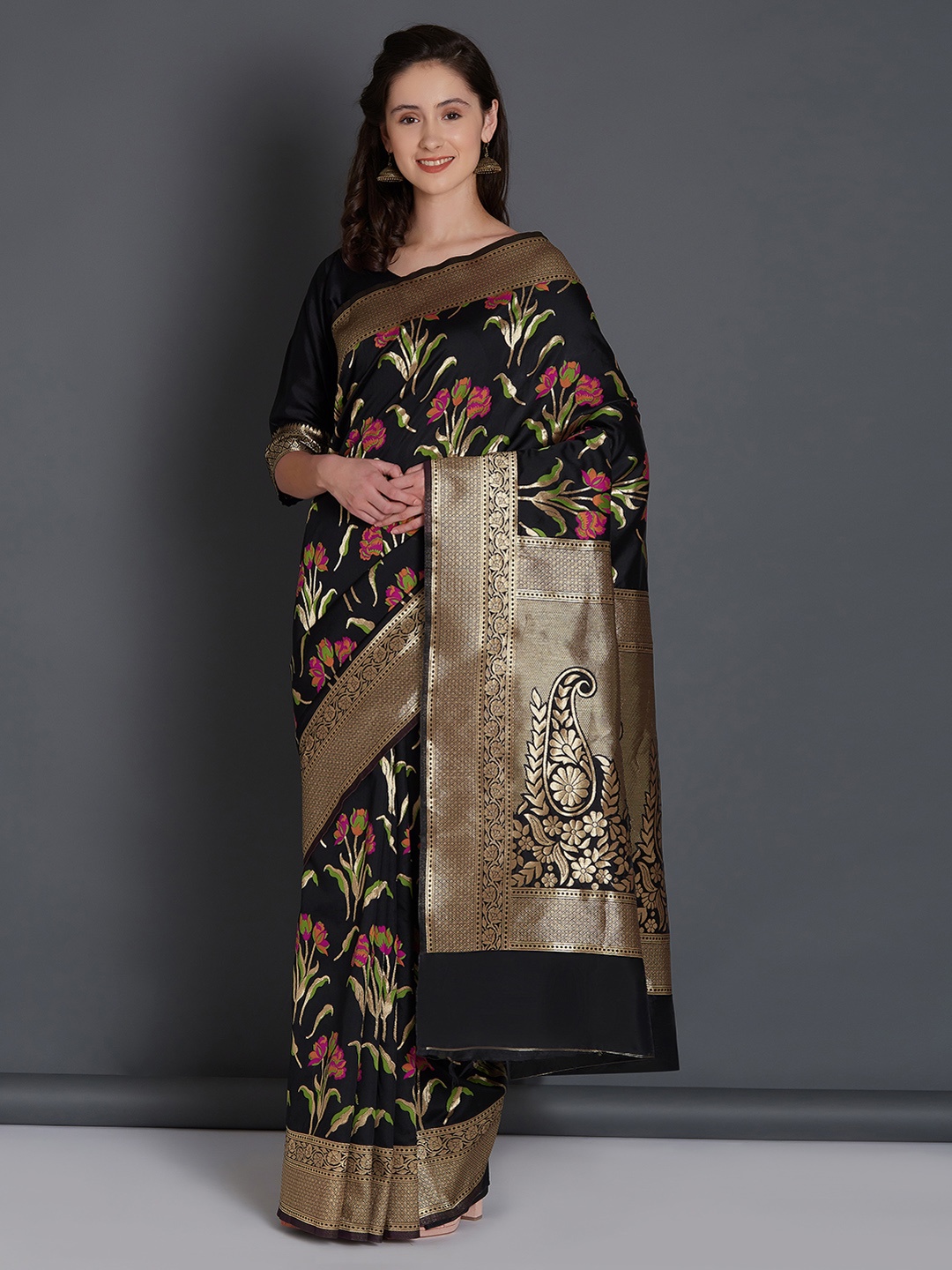 

Mitera Black & Gold-Toned Silk Blend Embroidered Banarasi Saree