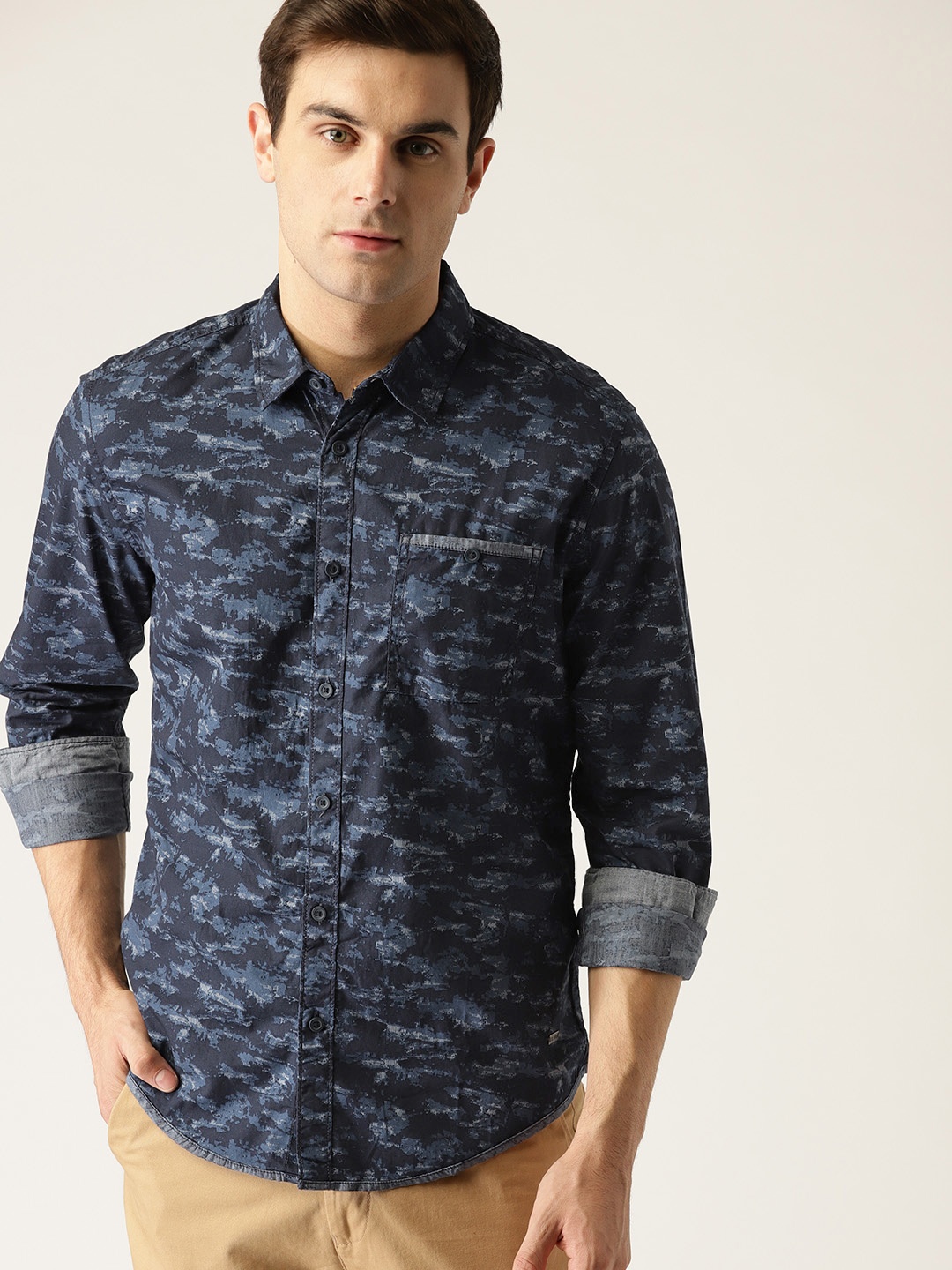 

ESPRIT Men Navy Blue Slim Fit Camouflage Print Casual Shirt