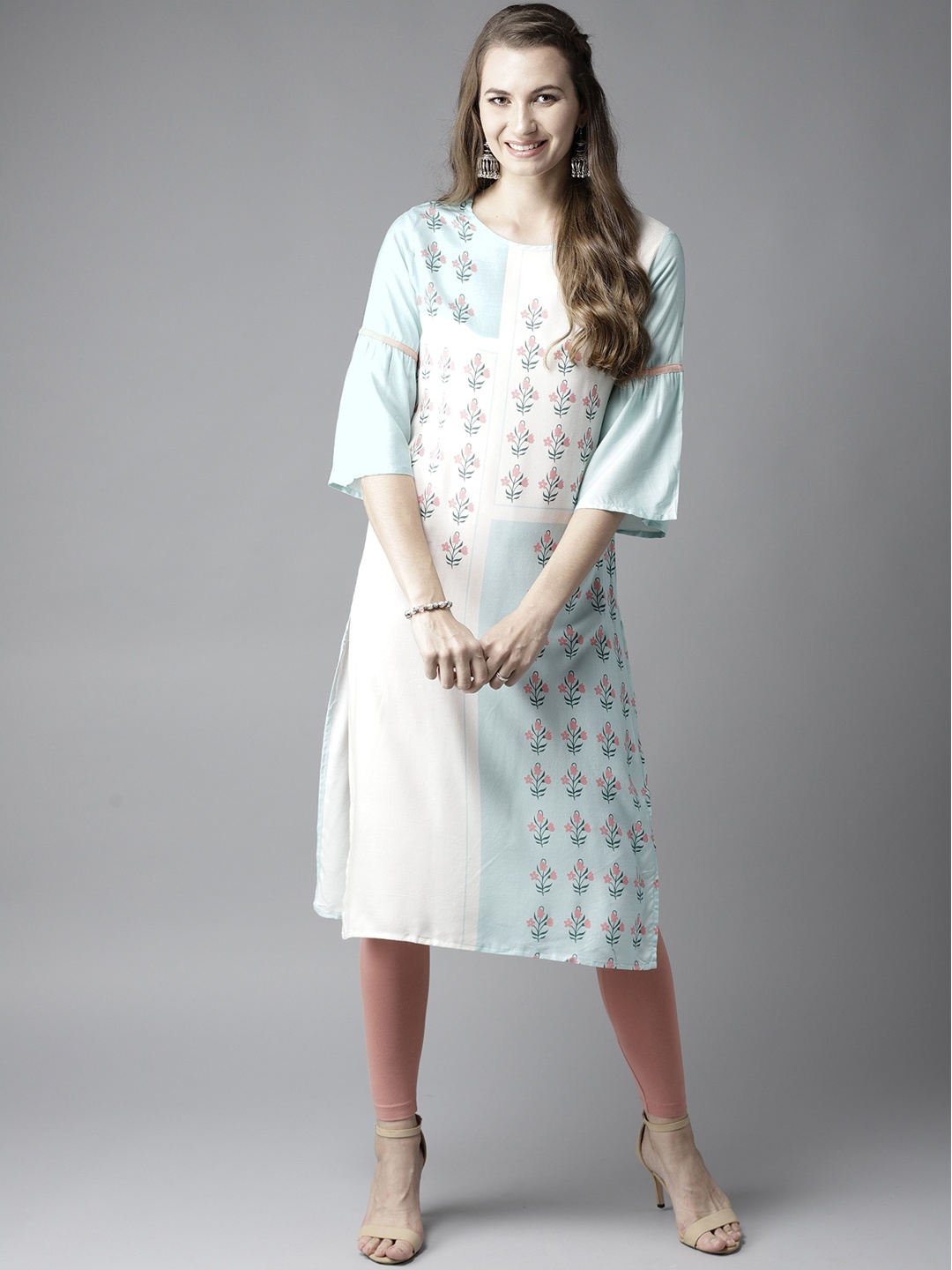 

Moda Rapido Women Blue & White Printed Straight Kurta