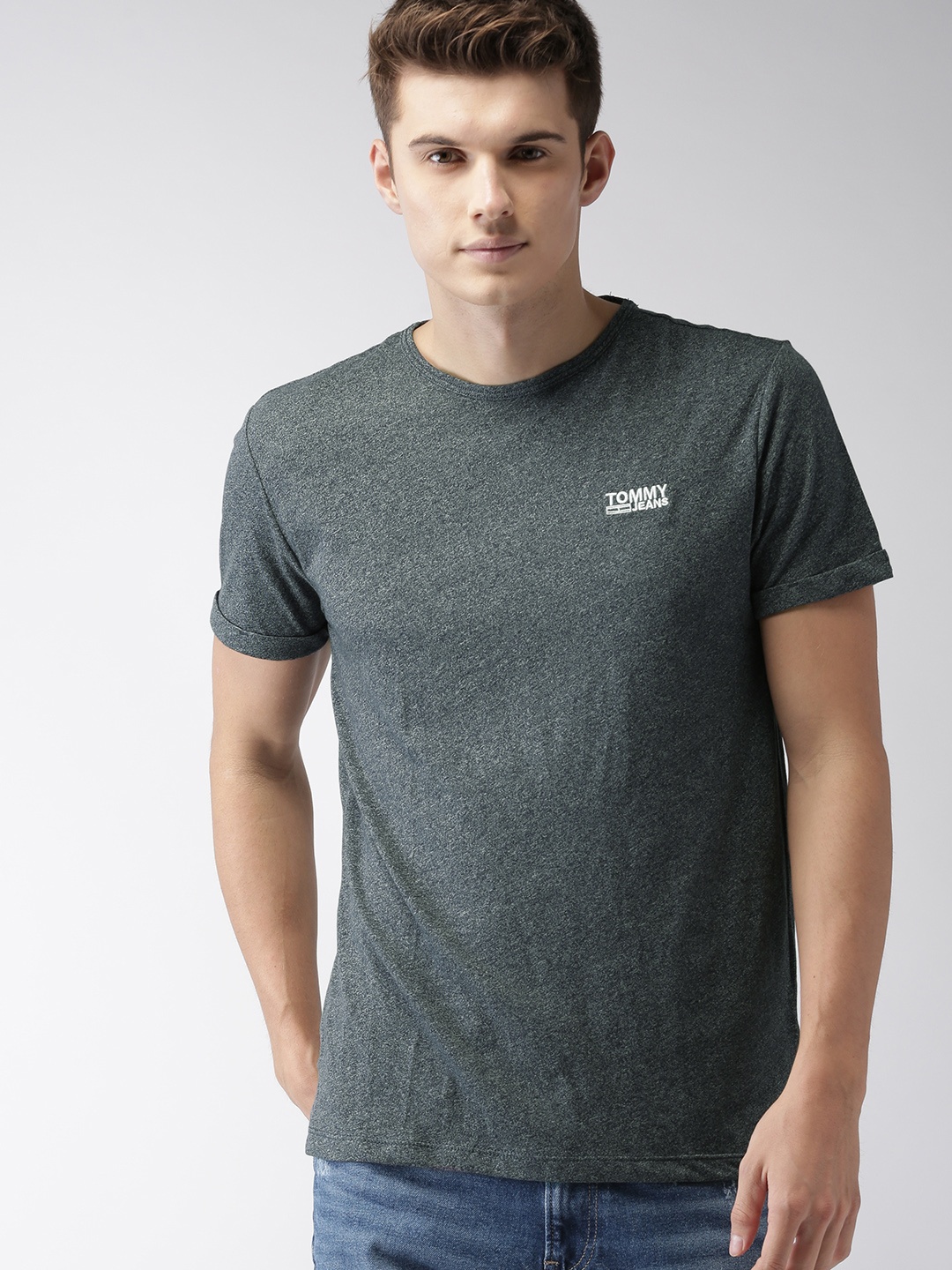 

Tommy Hilfiger Men Navy Solid Round Neck T-shirt, Navy blue