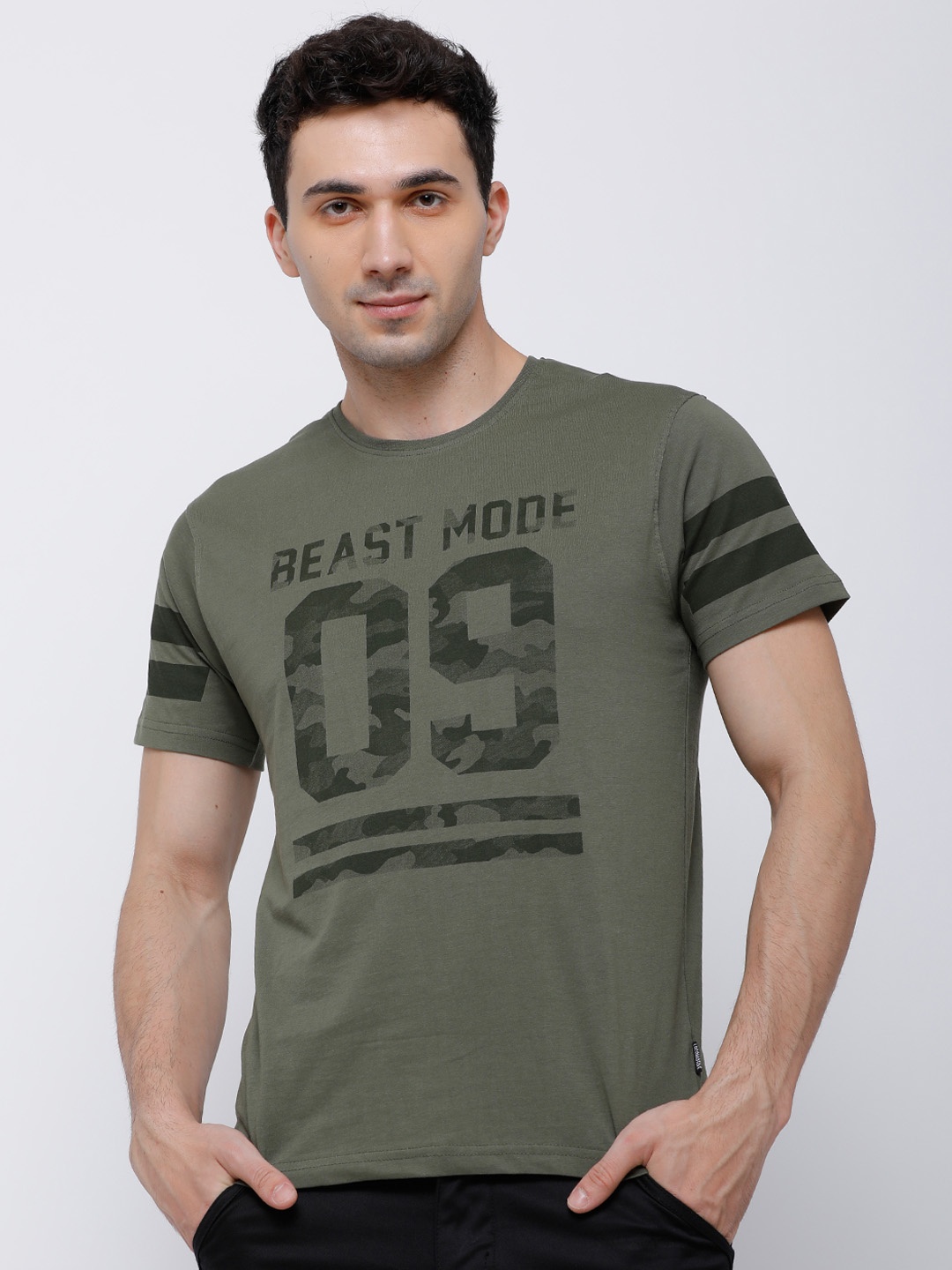 

LOCOMOTIVE Men Olive Green Printed Round Neck T-shirt