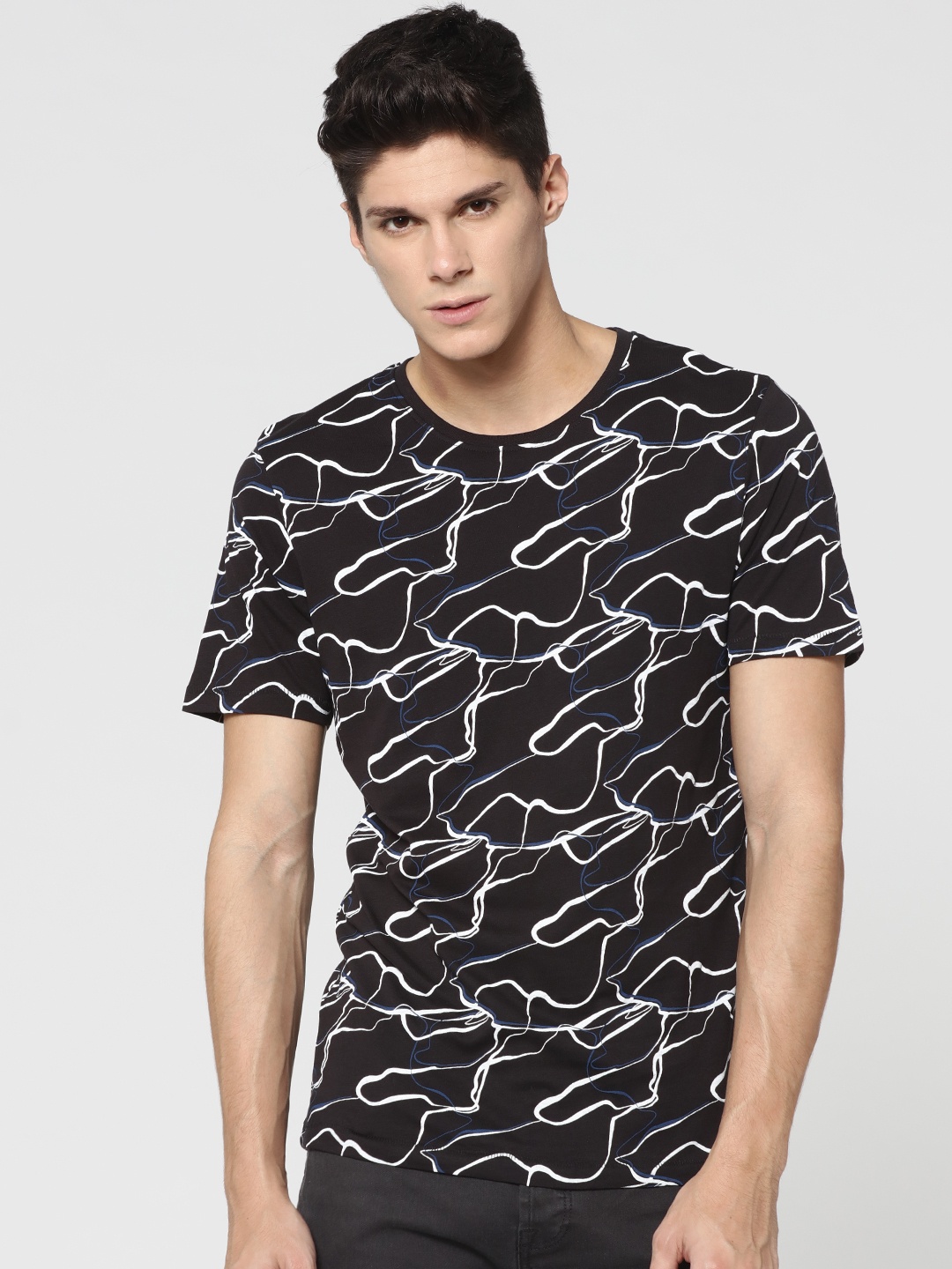 

ONLY & SONS Men Black Printed Round Neck T-shirt