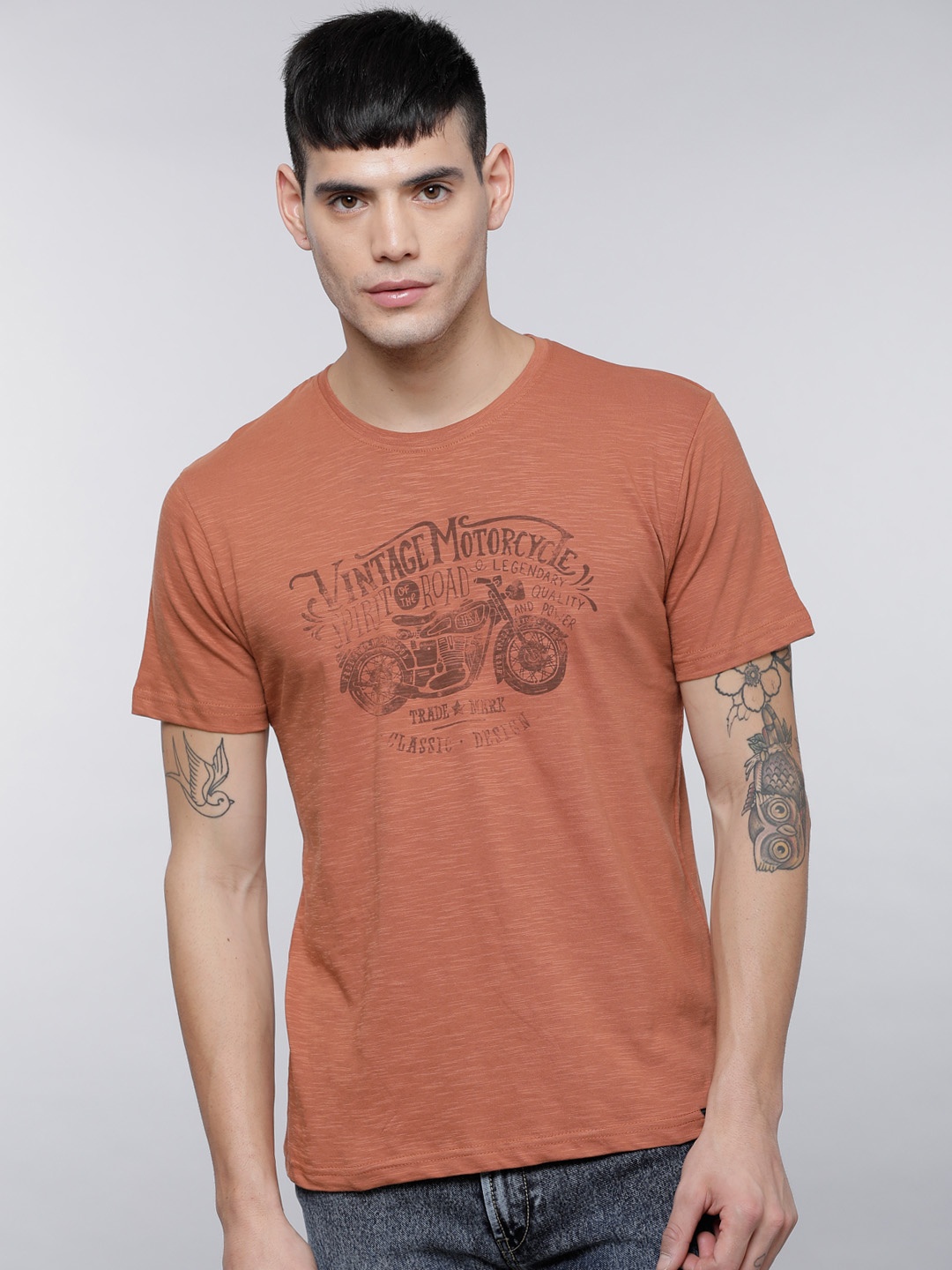 

LOCOMOTIVE Men Brown Printed Round Neck T-shirt