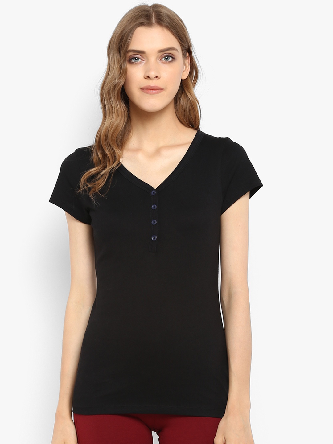 

Mode by Red Tape Women Black Solid V-Neck T-shirt