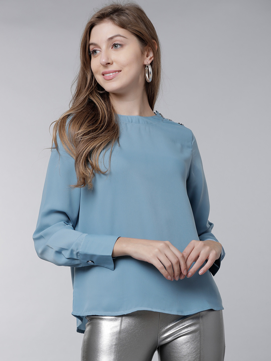 

Tokyo Talkies Women Blue Solid High-Low Top