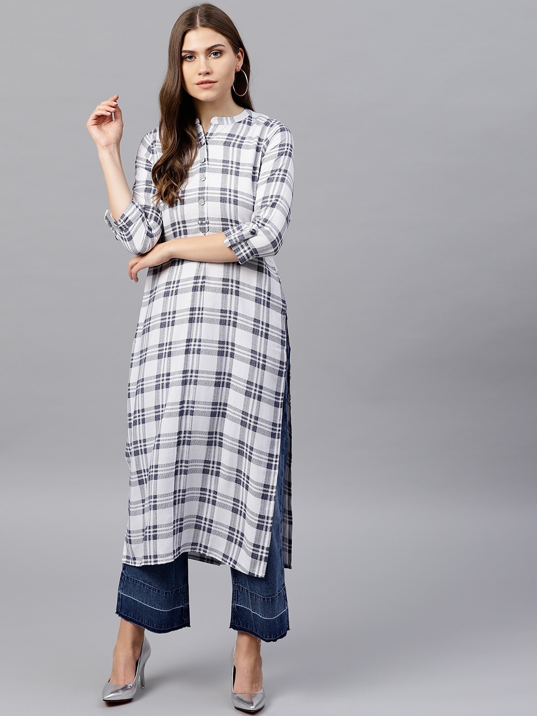 

GERUA Women White & Navy Blue Checked Straight Kurta