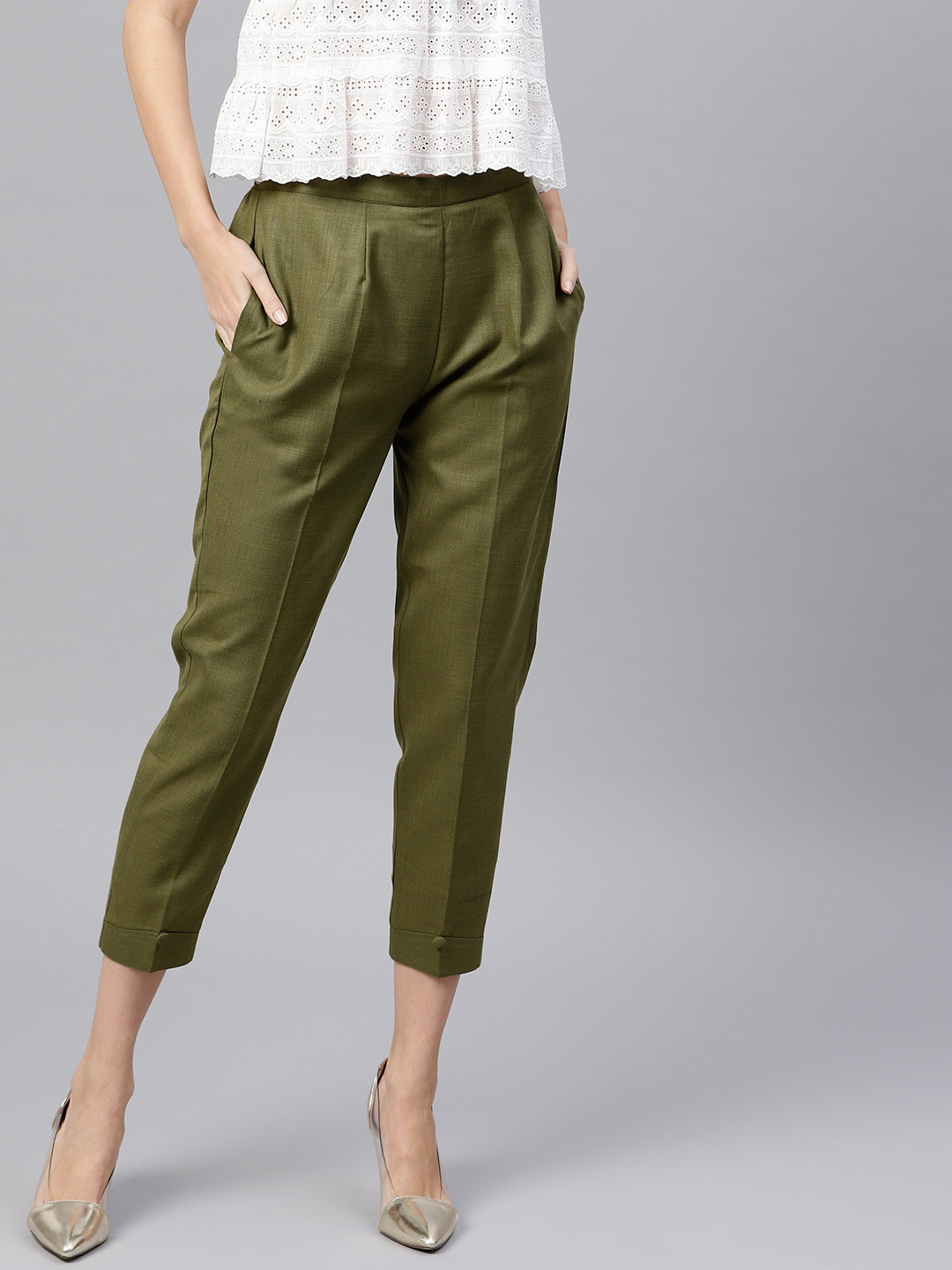 

GERUA Women Olive Green Regular Fit Solid Cropped Trousers