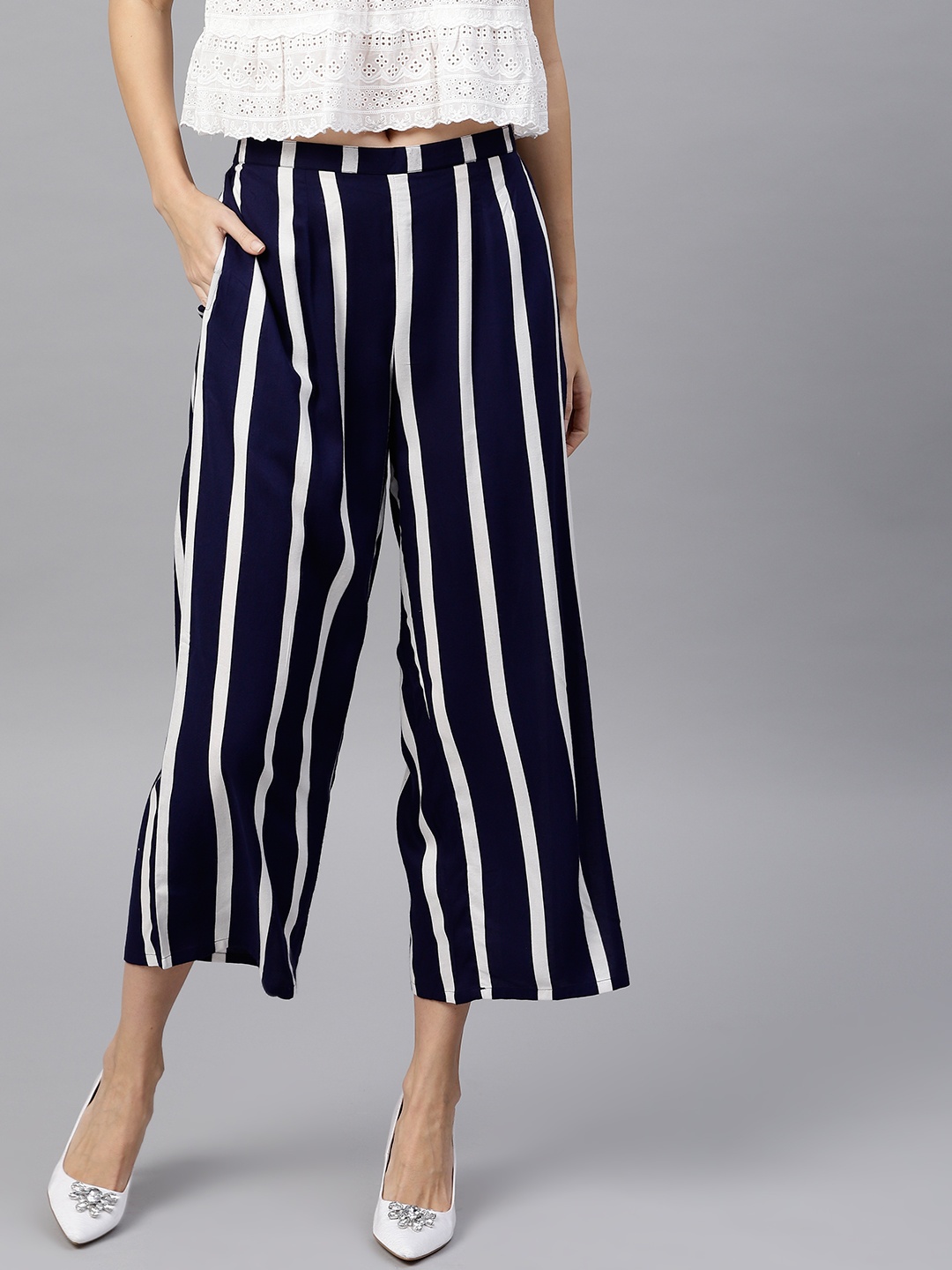 

GERUA Women Navy Blue & White Striped Cropped Wide Leg Palazzos