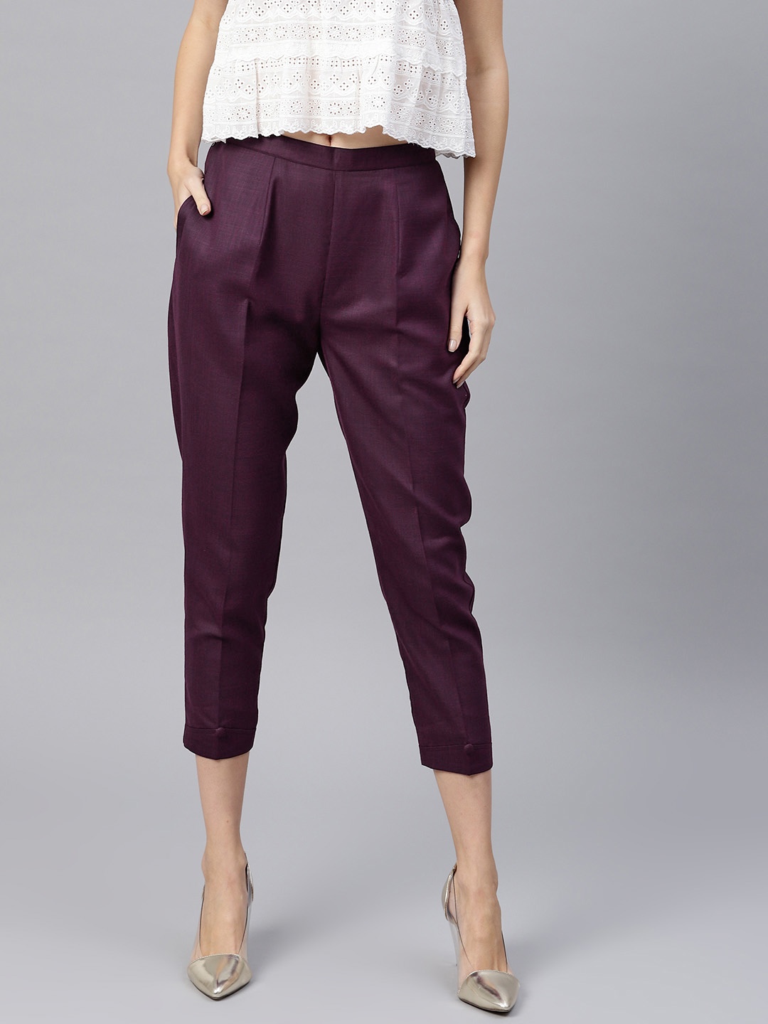 

GERUA Women Aubergine Regular Fit Solid Cropped Trousers, Purple