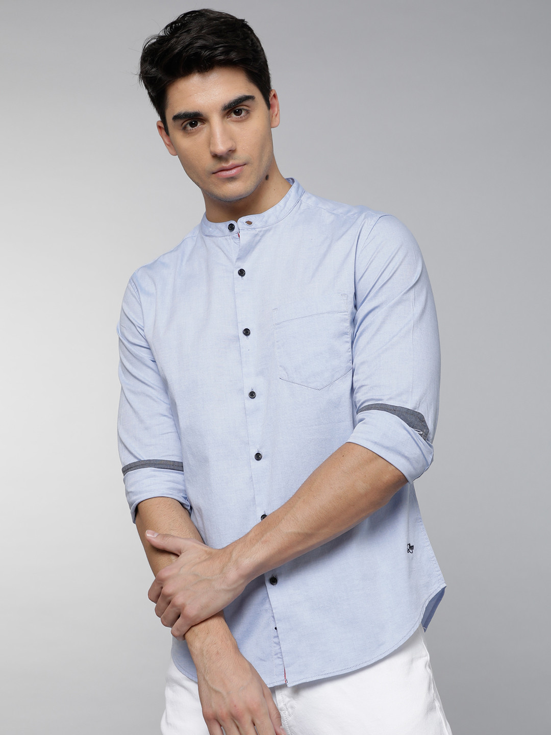 

LOCOMOTIVE Men Blue Slim Fit Printed Casual Shirt