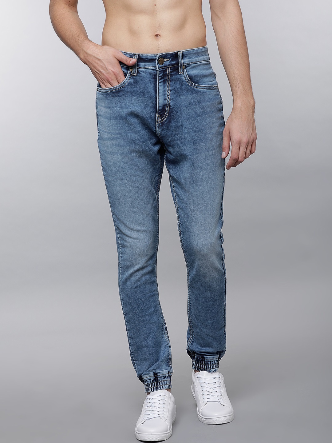 

LOCOMOTIVE Men Blue Jogger Mid-Rise Clean Look Stretchable Joggers