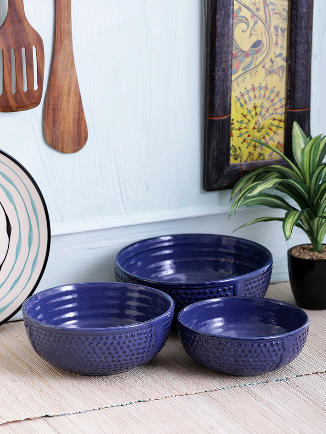 

VarEesha Blue Set Of 3 Textured Ceramic Serving Bowls Set