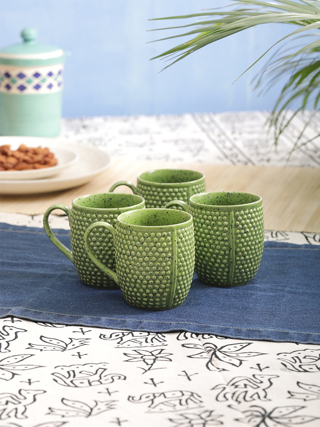 

VarEesha Green Set Of 4 Textured Ceramic Tea/ Coffee Mugs