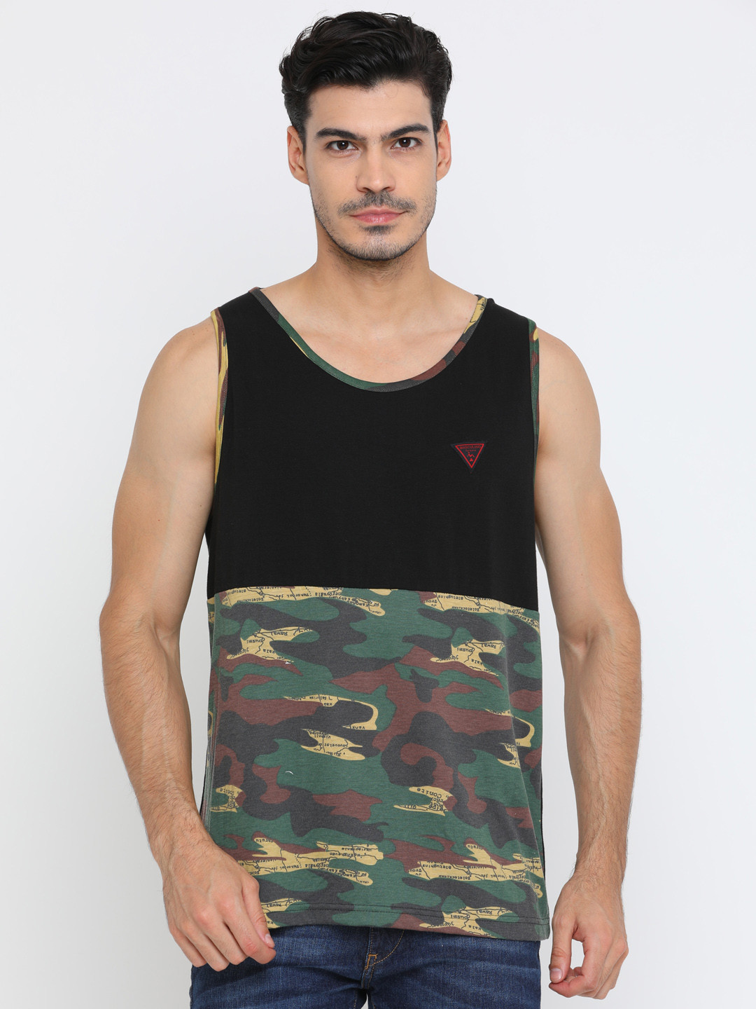

Masculino Latino Men Black Printed Round Neck Sleeveless T-shirt