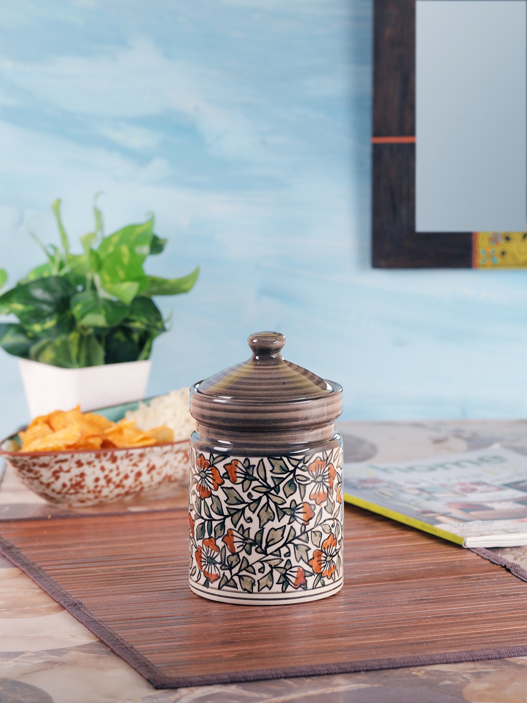 

VarEeshan Brown & Green Hand Painted Green Leaves 7 Inch Ceramic Pickle Jar