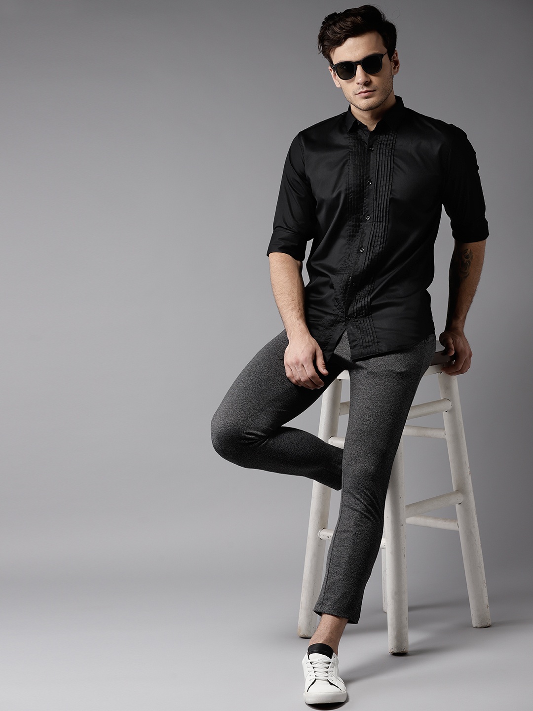

DENNISON Men Black Slim Fit Solid Casual Shirt