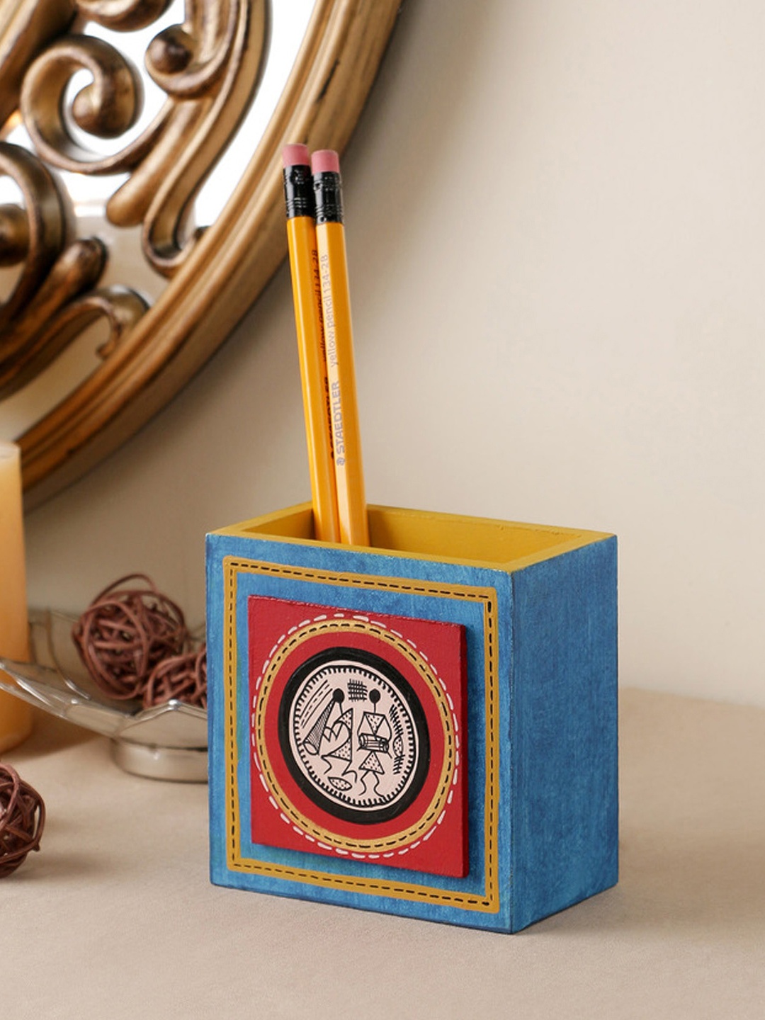 

Var Eesha Hand Painted Blue & Maroon Wooden Pen Stand