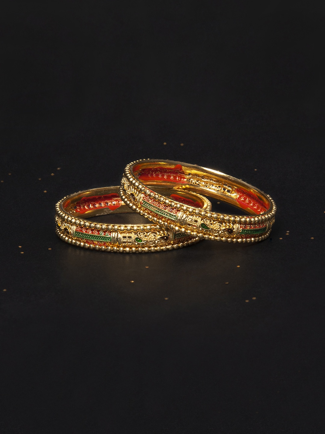 

Rubans Set of 2 Gold-Toned Hand Crafted Gold Plated Embellished Bangles