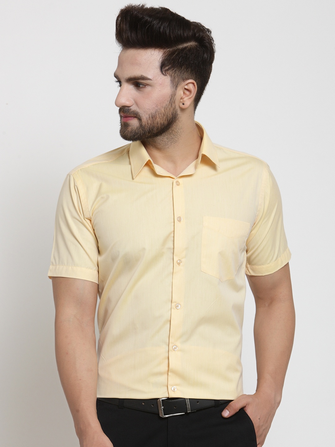 

Hancock Men Yellow Slim Fit Solid Formal Shirt
