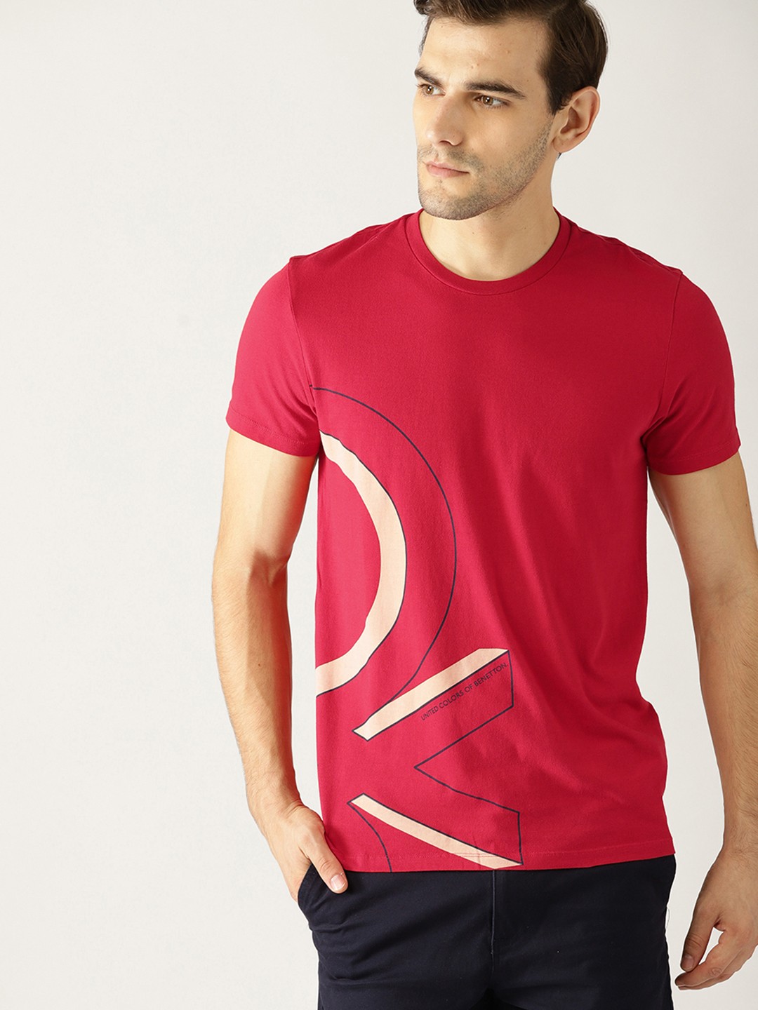 

United Colors of Benetton Men Red Printed Round Neck Pure Cotton T-shirt