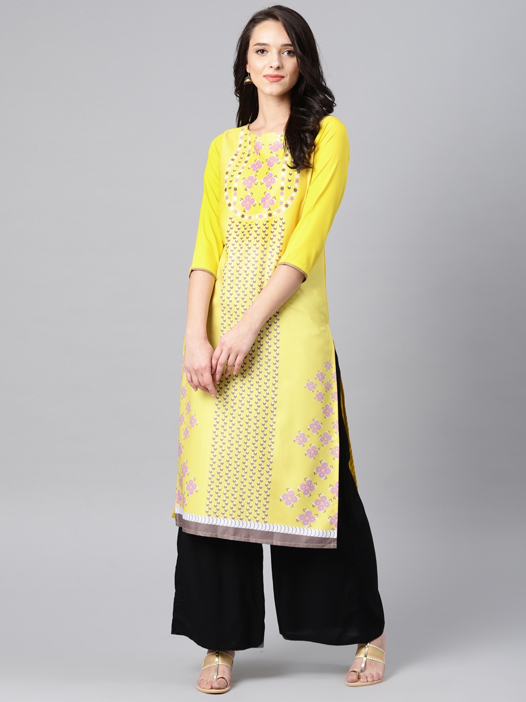 

AHIKA Women Yellow Printed Straight Kurta